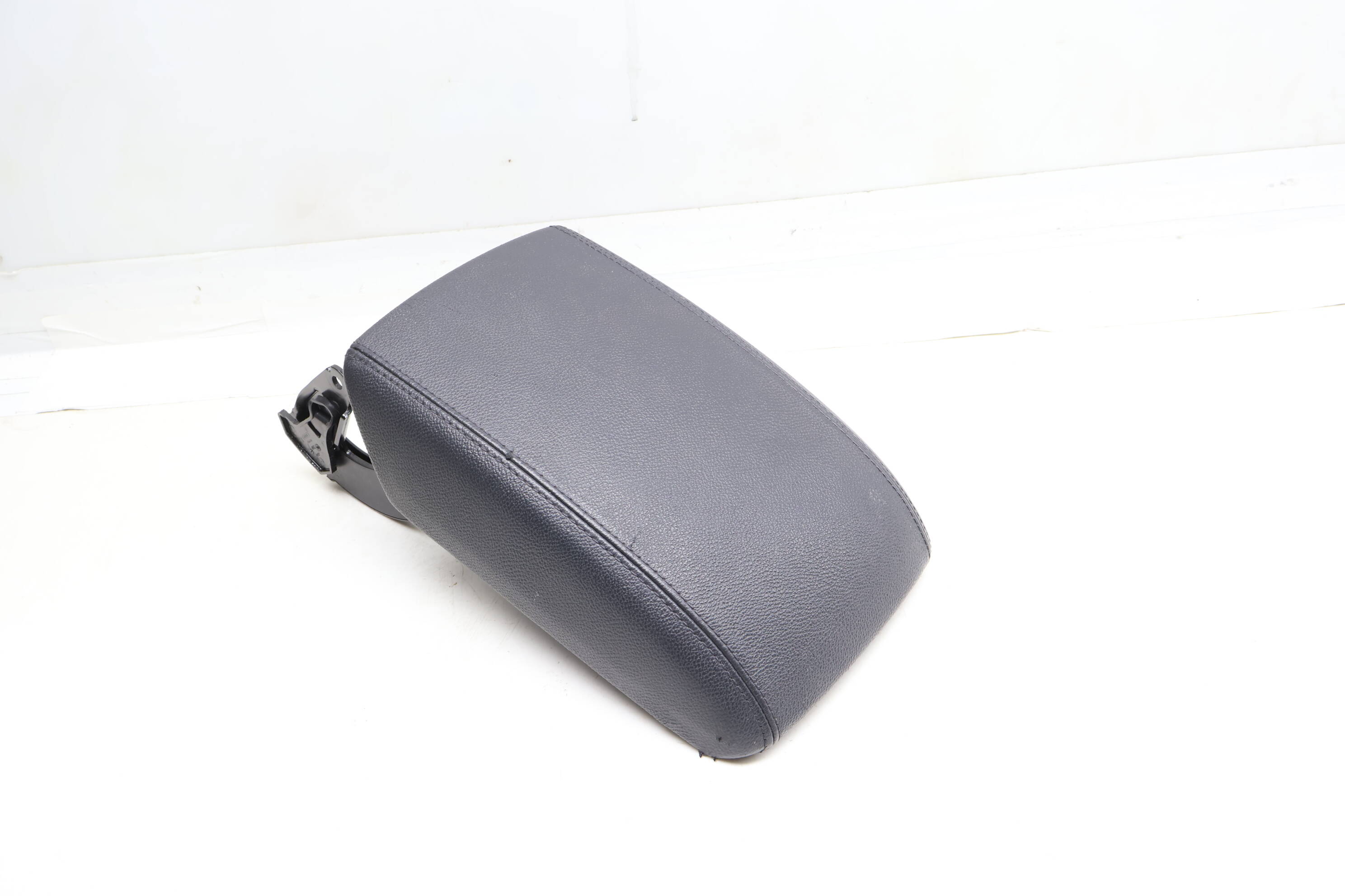 Center Console Armrest 8R0864207F