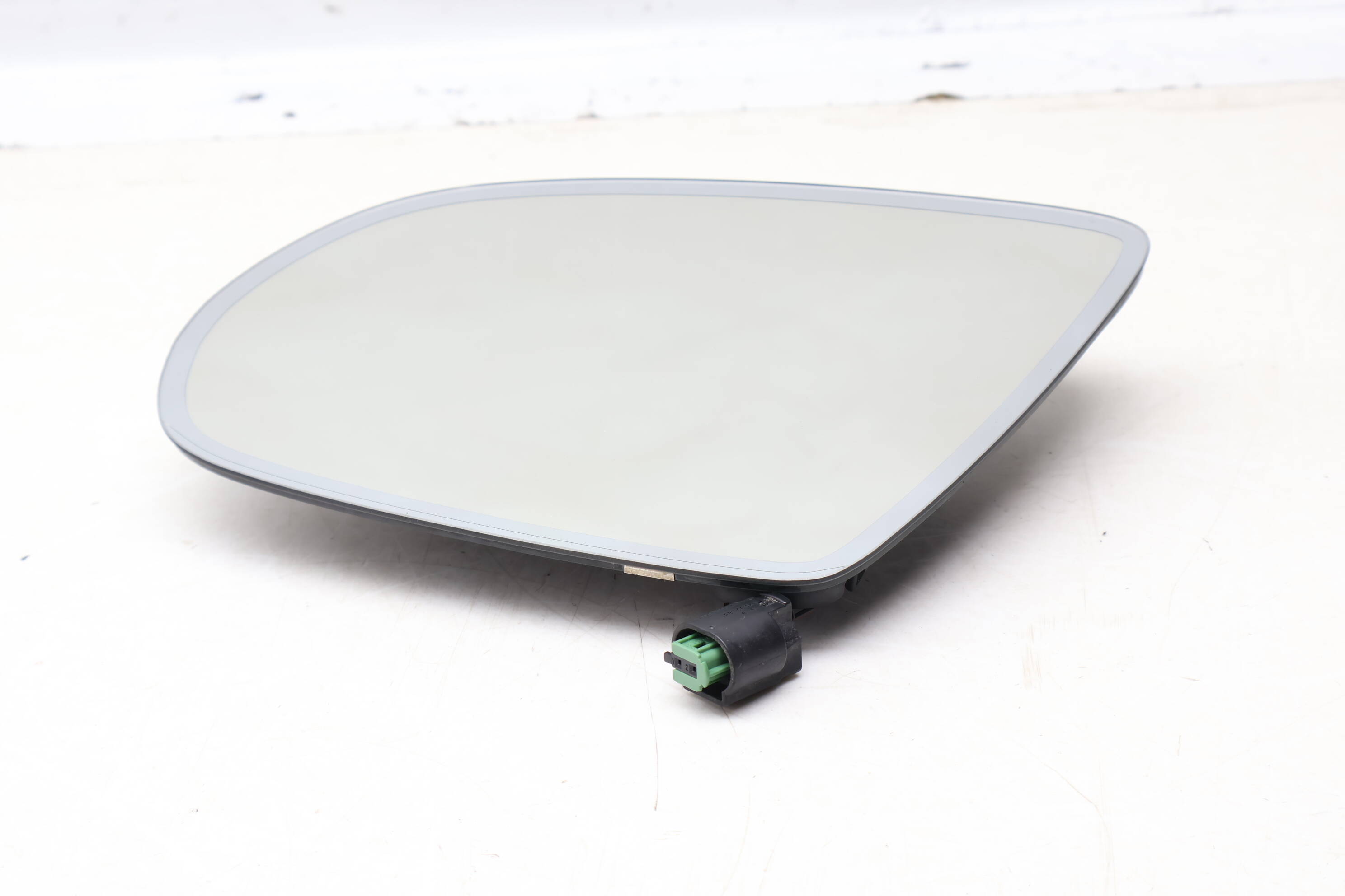 Side View Mirror Glass (Heated / Auto Dim) 4H0857535C