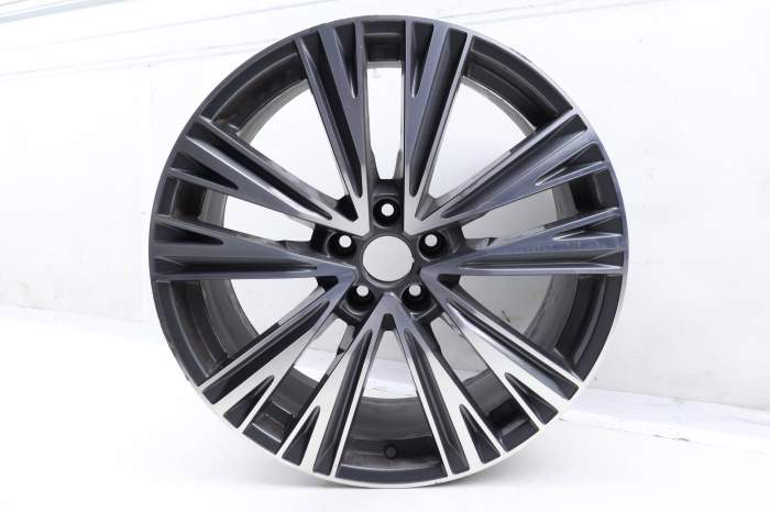 20" Inch Alloy Wheel / Rim 4K0601025J main product photo