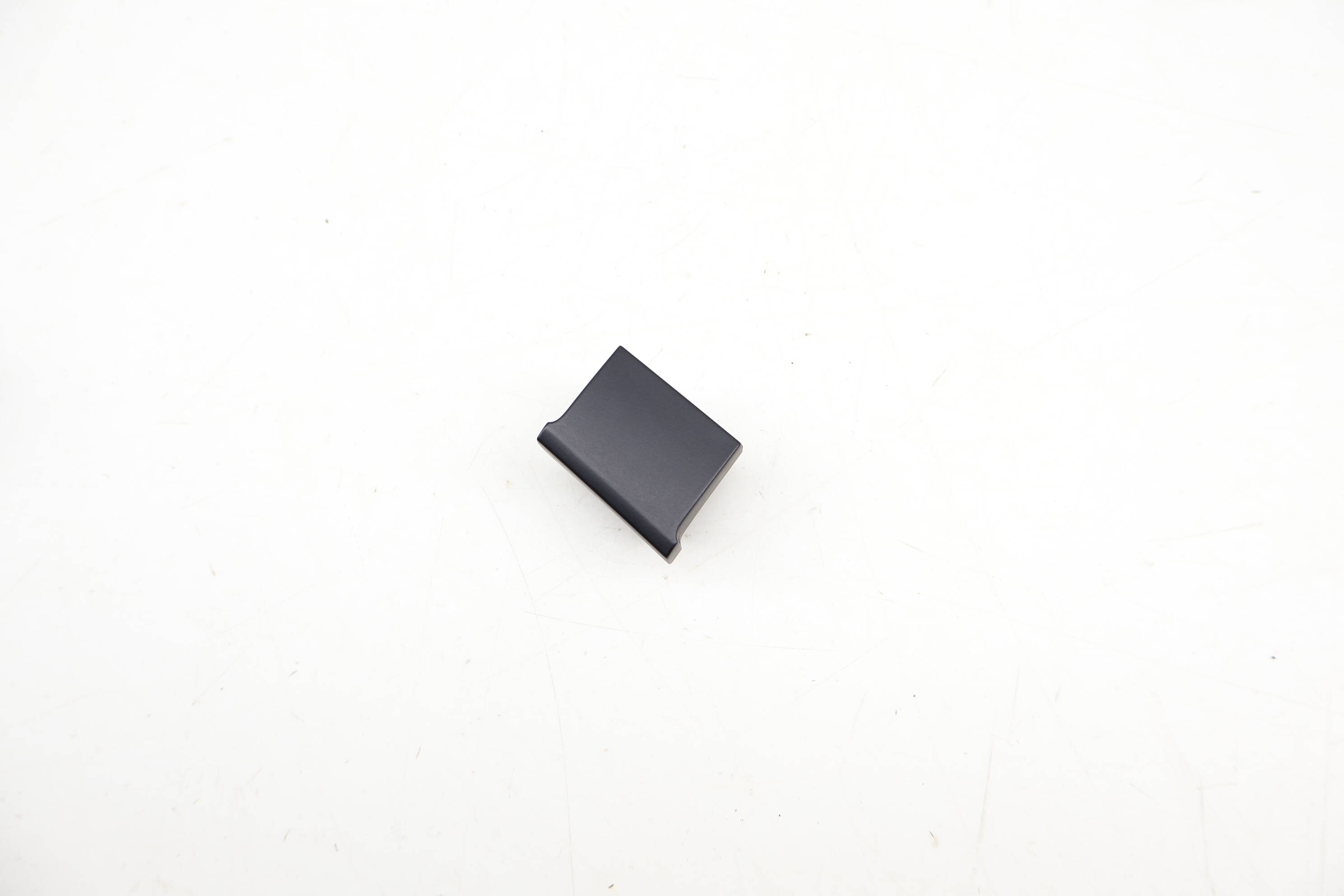 Center Blank / Dummy Cover 561959624A
