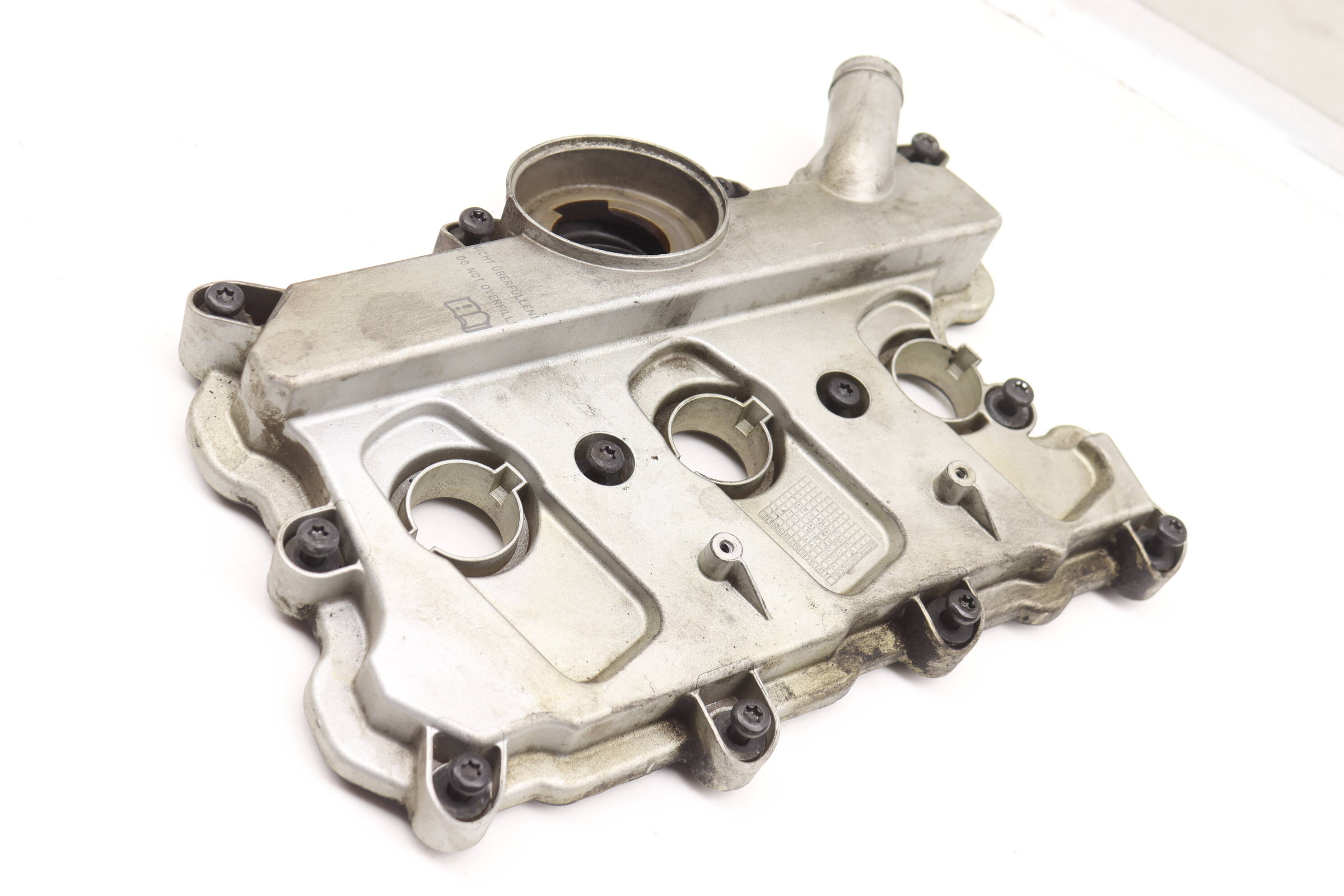 Engine Valve / Cylinder Head Cover 06E103471S