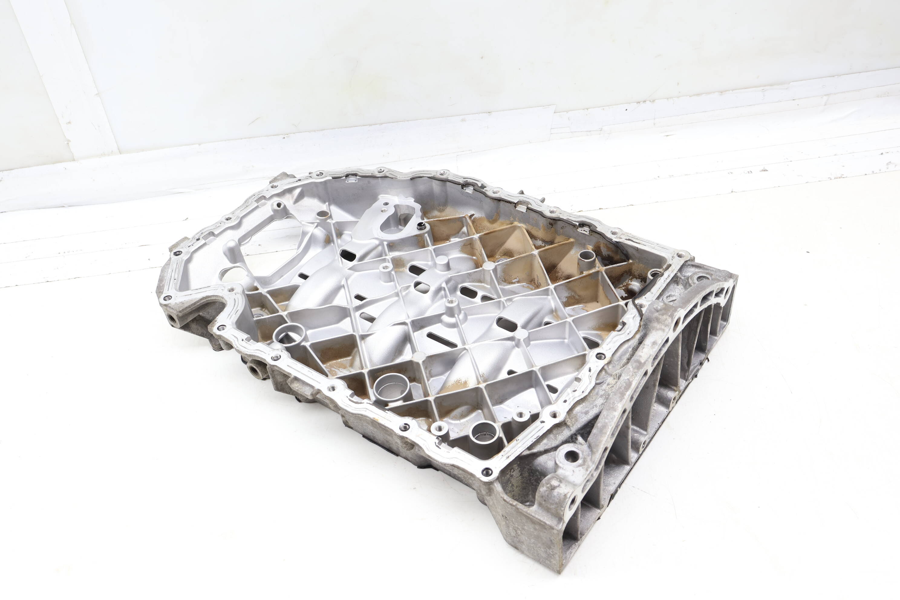 Upper Engine Oil Pan / Sump 06J103603T