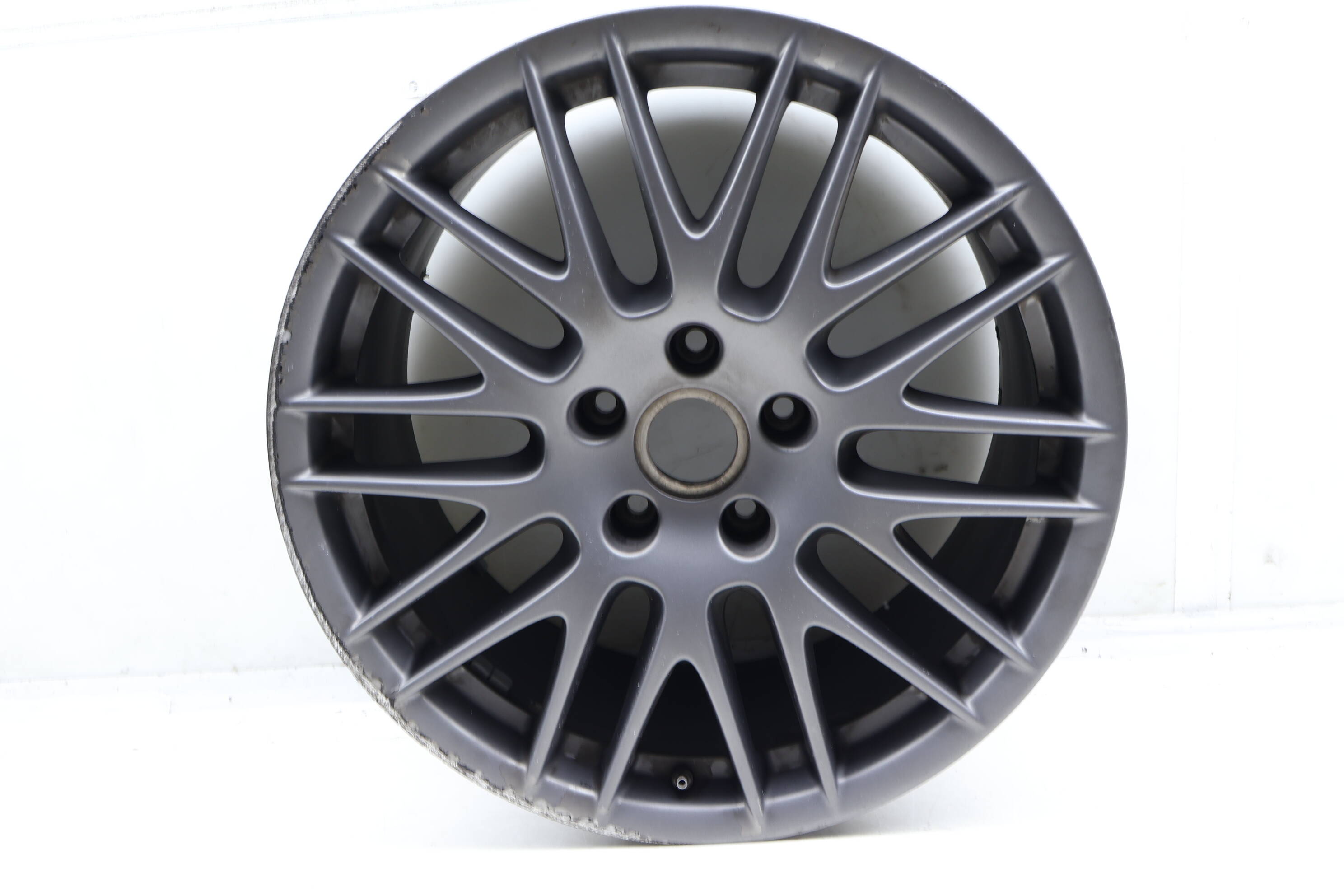20" Inch Alloy Wheel / Rim (10-Spoke) 7P5601025N 95836215100