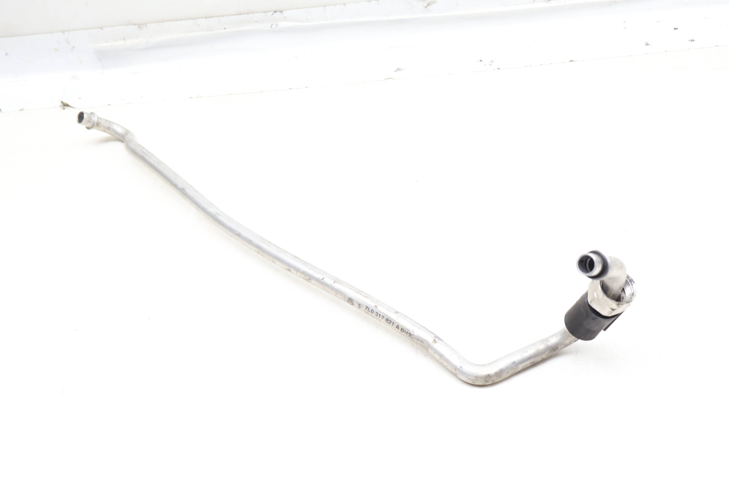 Transmission Oil Cooler Pipe / Line 7L0317821A 95530717101