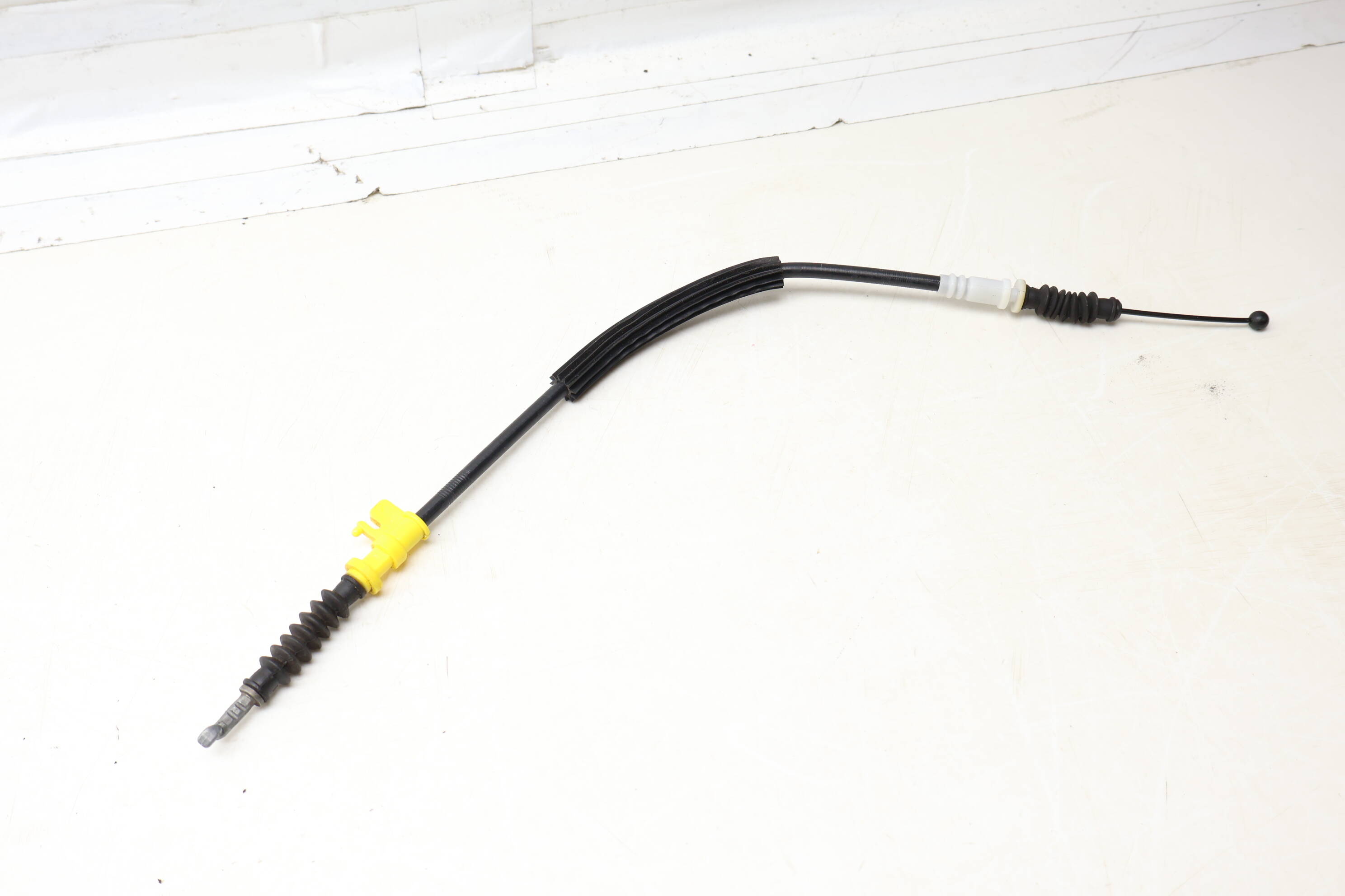 Exterior Door Handle Release / Bowden Cable 4H0837099