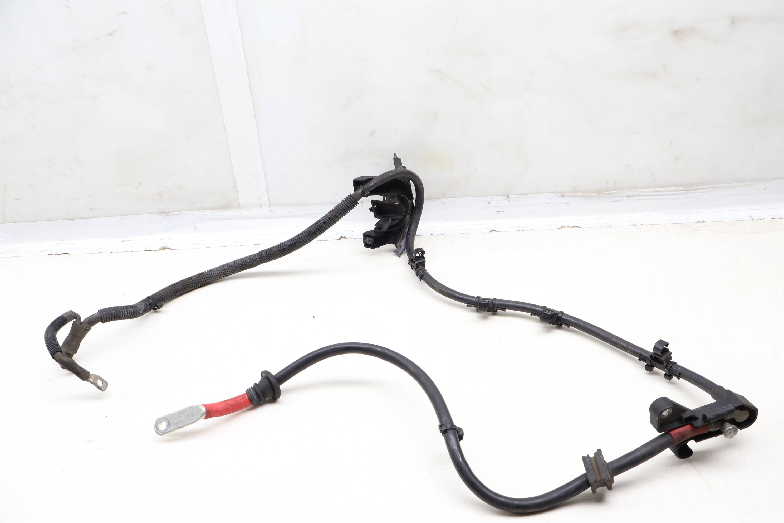 Alternator / Starter Wiring Harness 4F1971349A