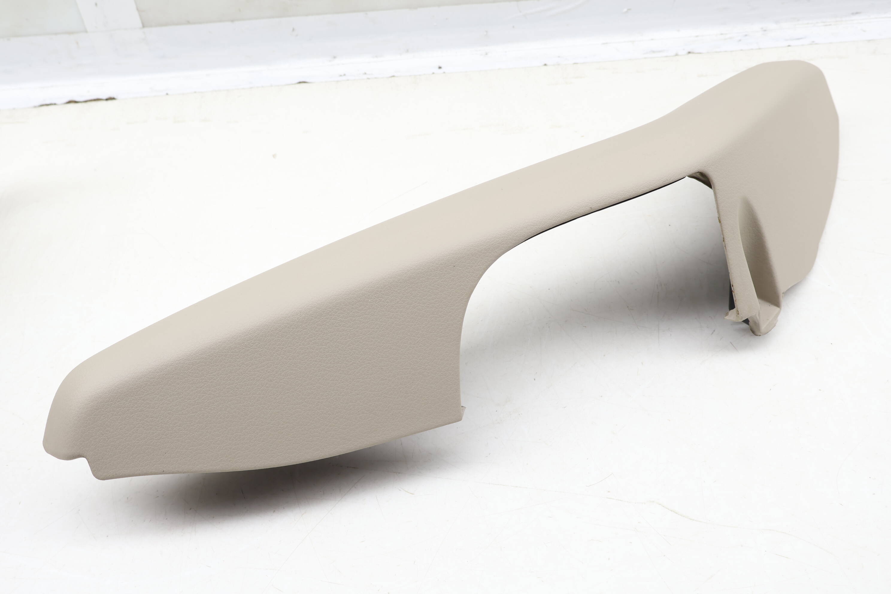 Door Pull Handle / Armrest 8R1867173