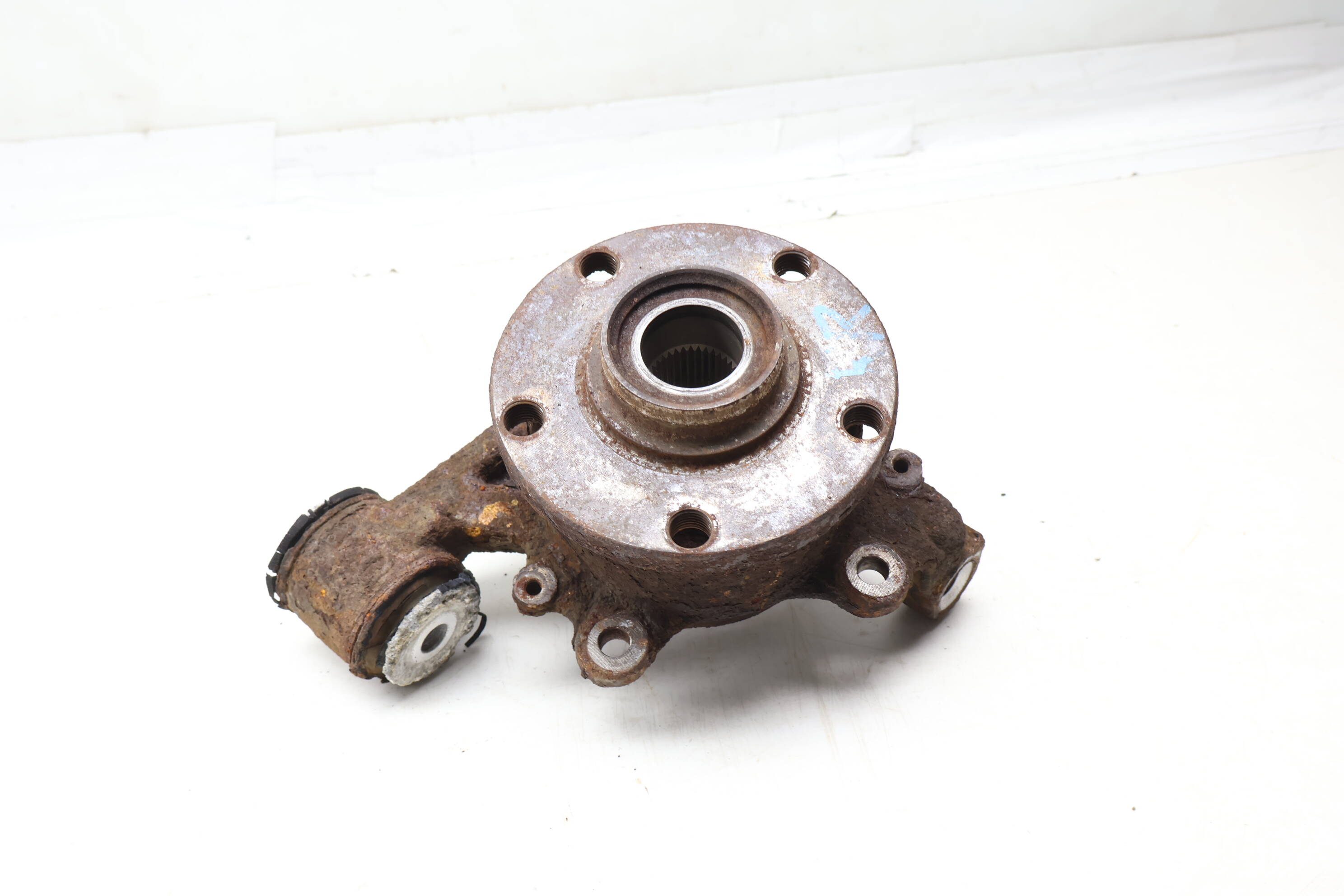 Spindle Knuckle W/ Wheel Bearing 4Z7505436B