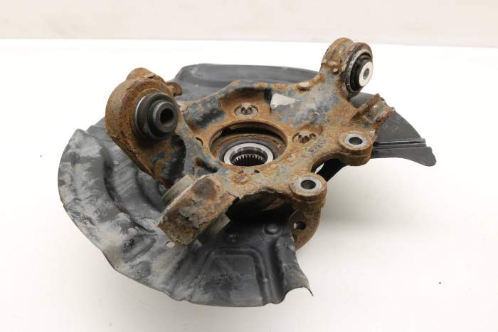Spindle Knuckle W/ Wheel Bearing 33406790497 main product photo