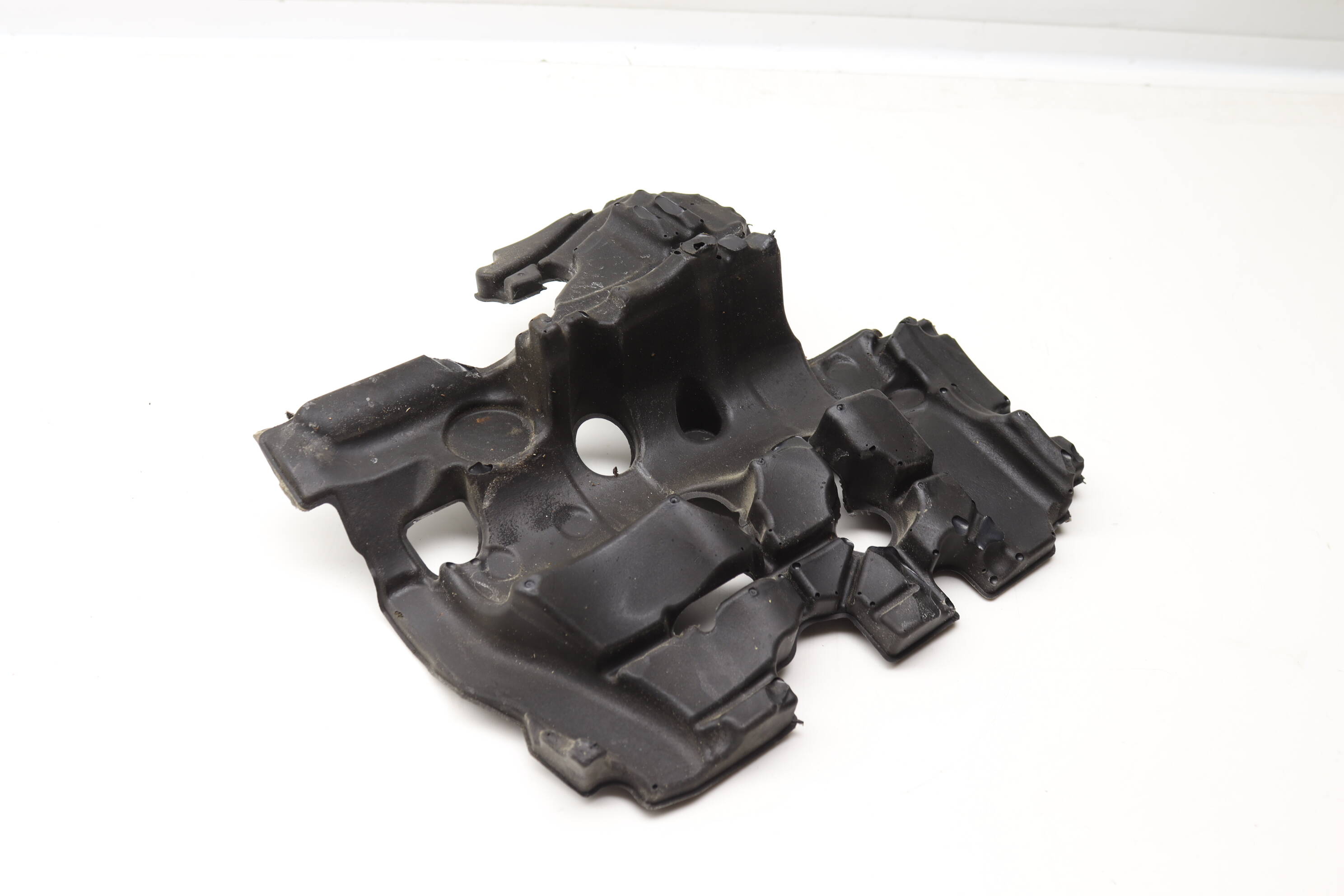 Engine&#x20;Sound&#x20;Absorber&#x20;06Q103967D