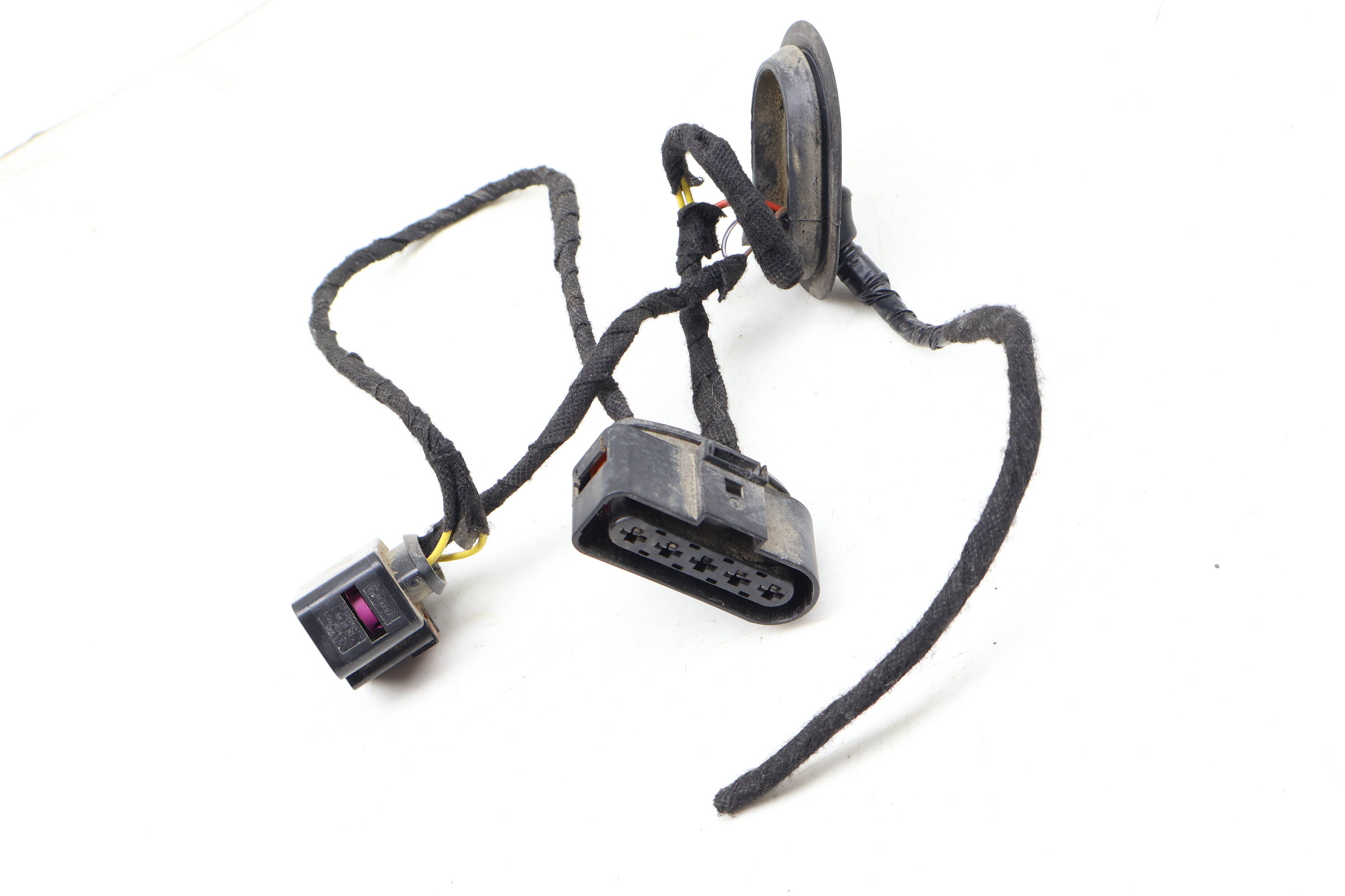 Fuel Pump Wiring Connector / Pigtail 6N0973755