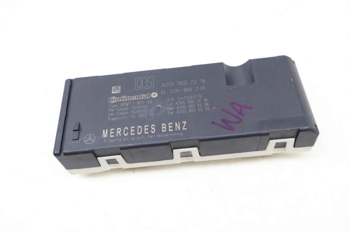 Trunk / Liftgate Control Module 2059007218 main product photo