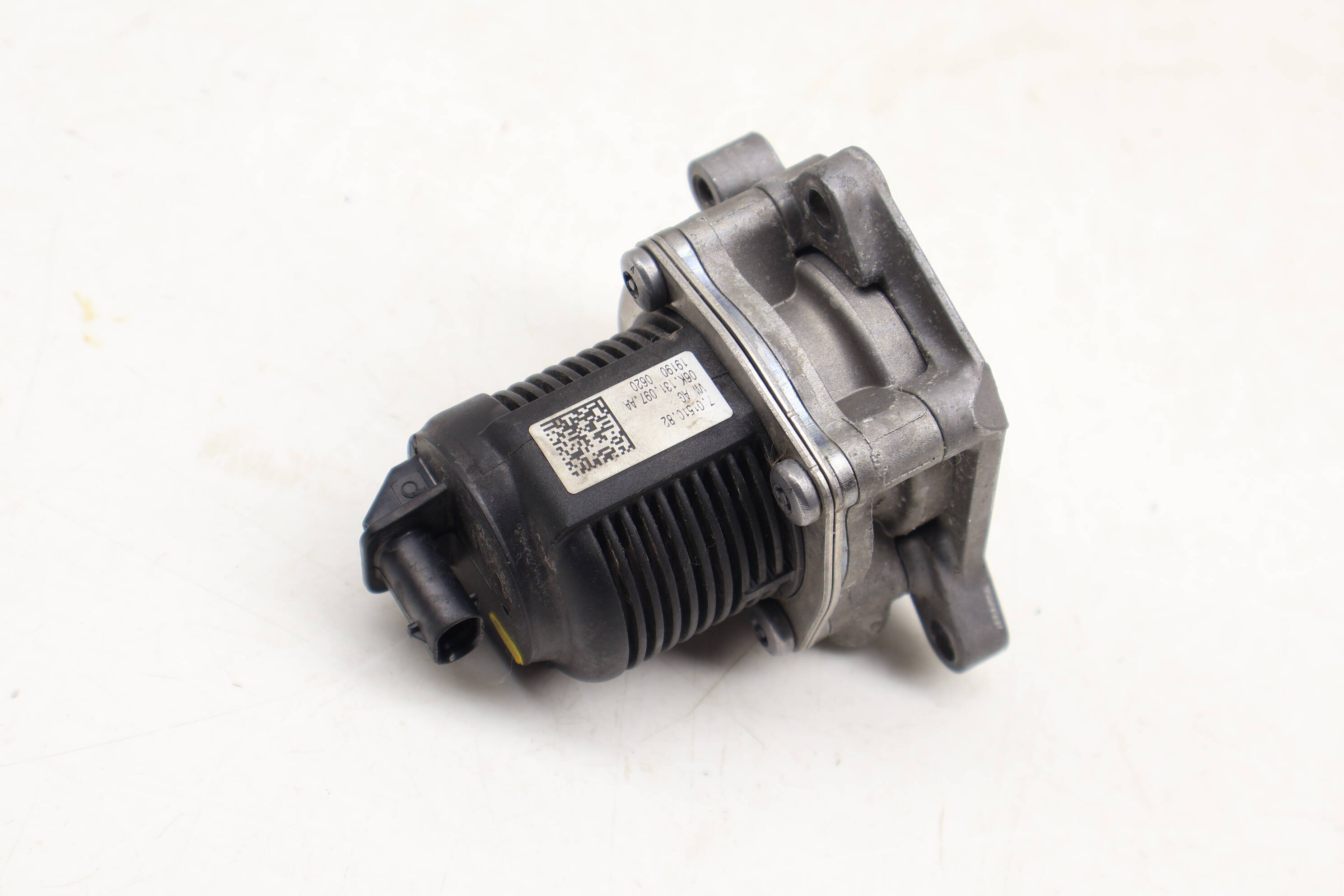 Egr&#x20;&#x2F;&#x20;Combi&#x20;Valve&#x20;06K131097AA