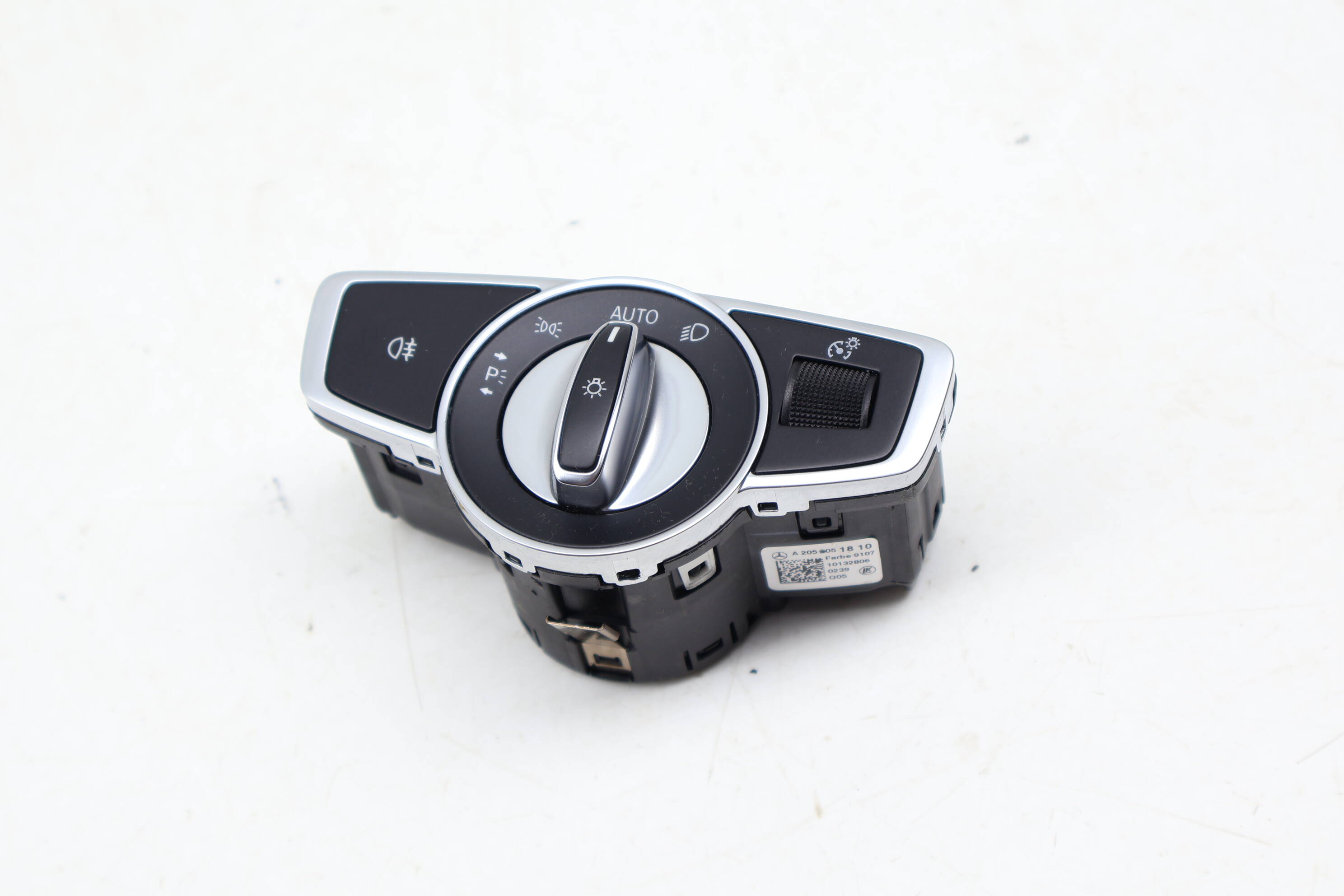 Headlight Switch / Dial 2059051810