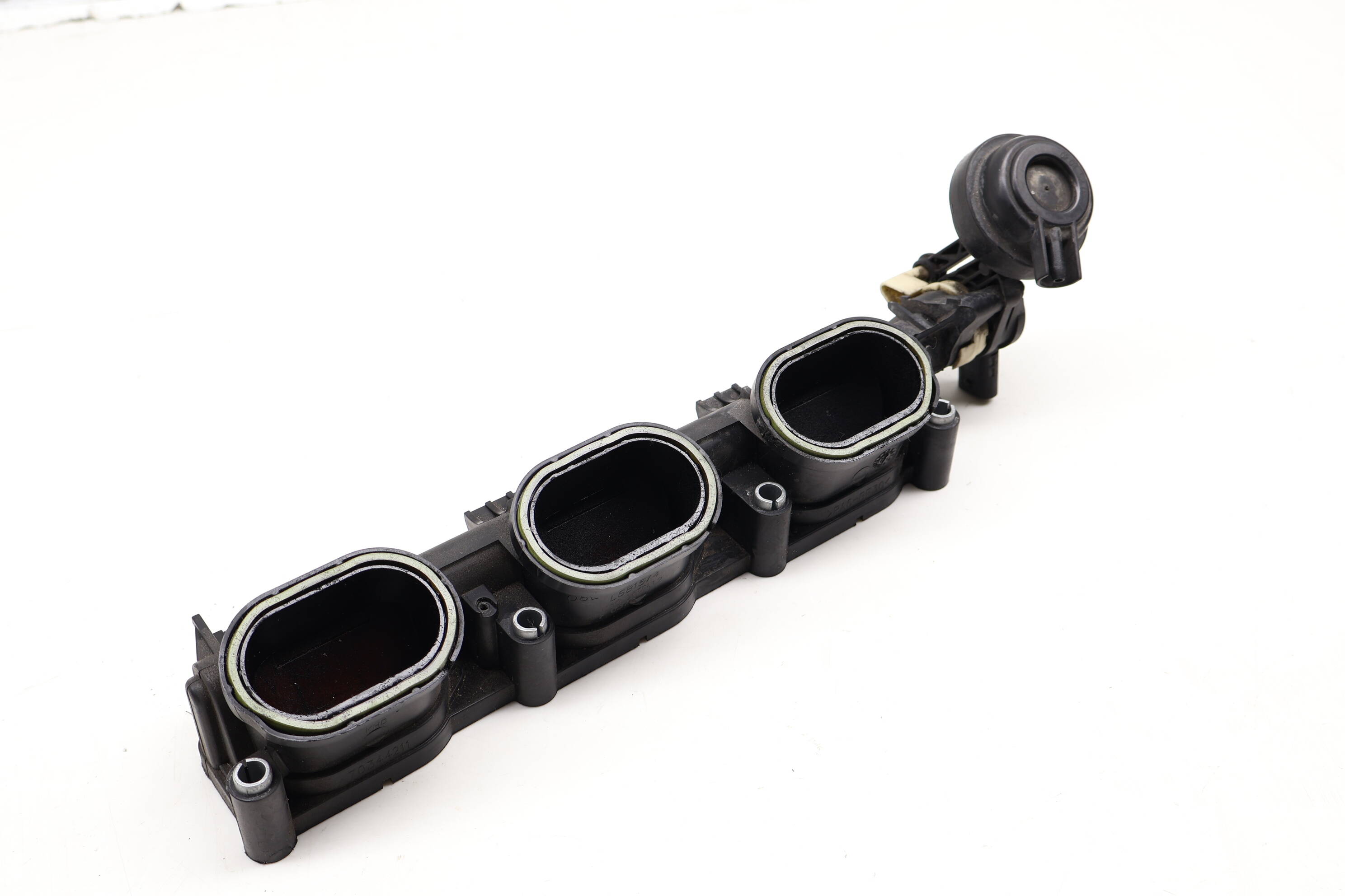 Lower Intake Manifold Air Distribution Housing 06E133110AL 95811012001