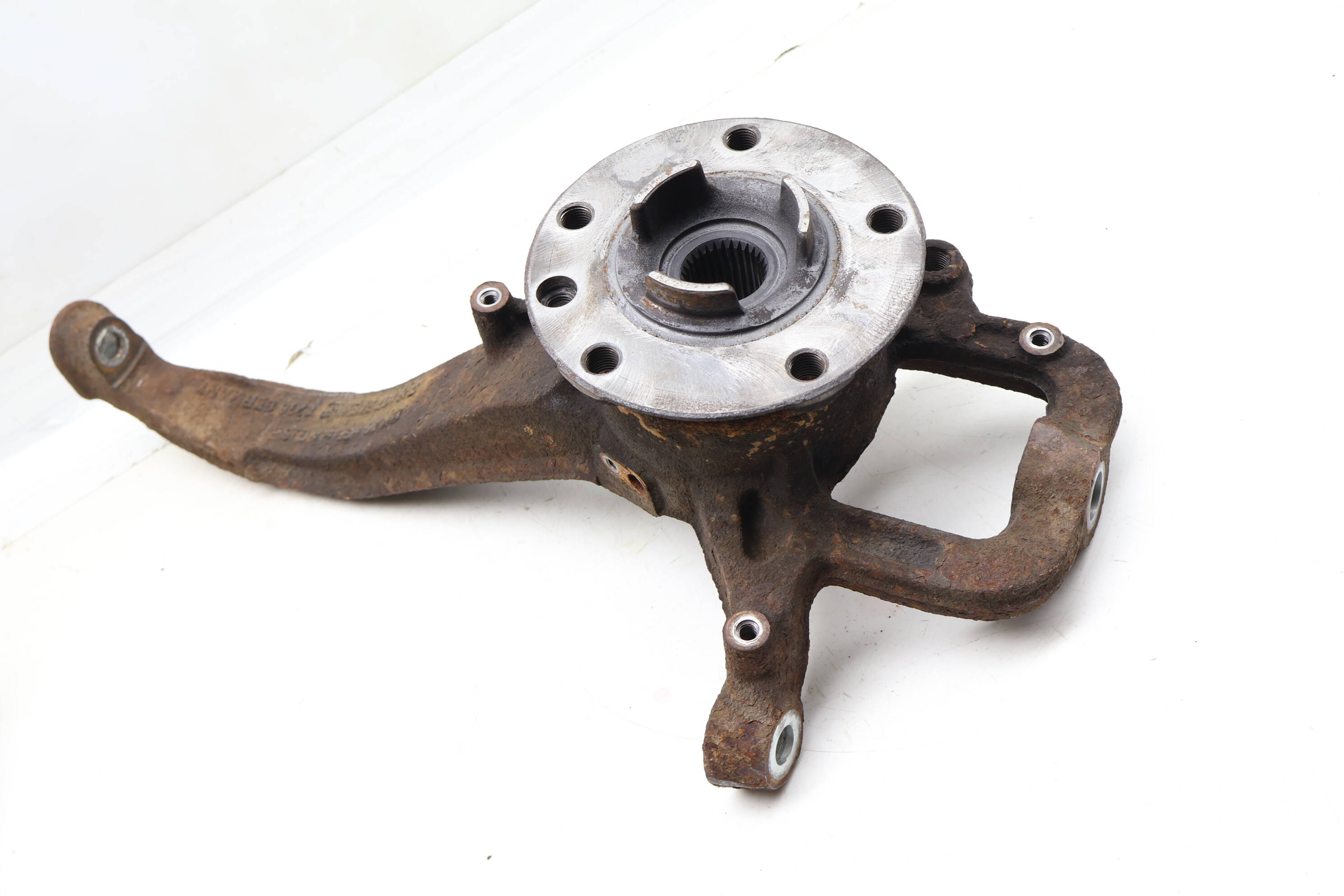 Spindle Knuckle W/ Wheel Bearing 7P6407246A