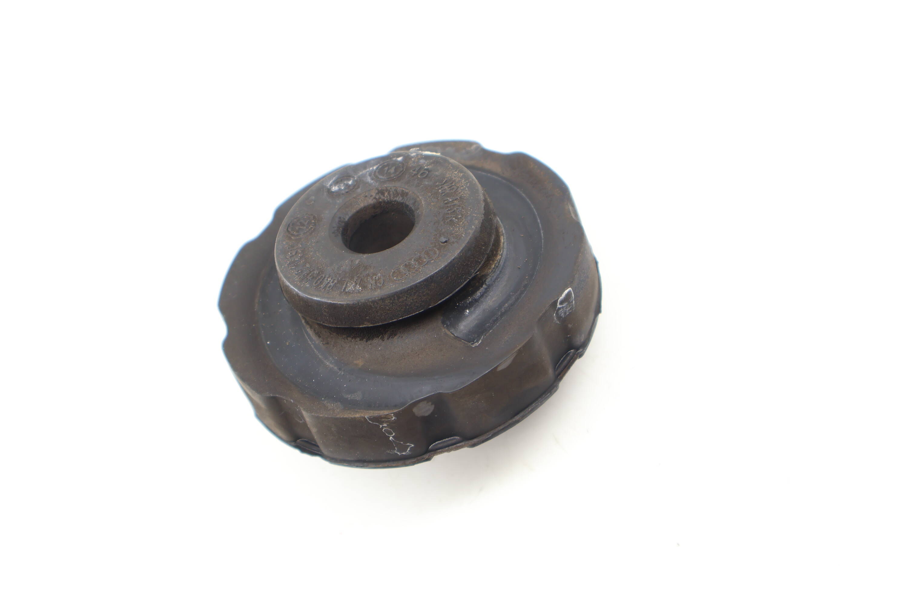 Upper Rubber Spring Plate / Mount 8K0512149C