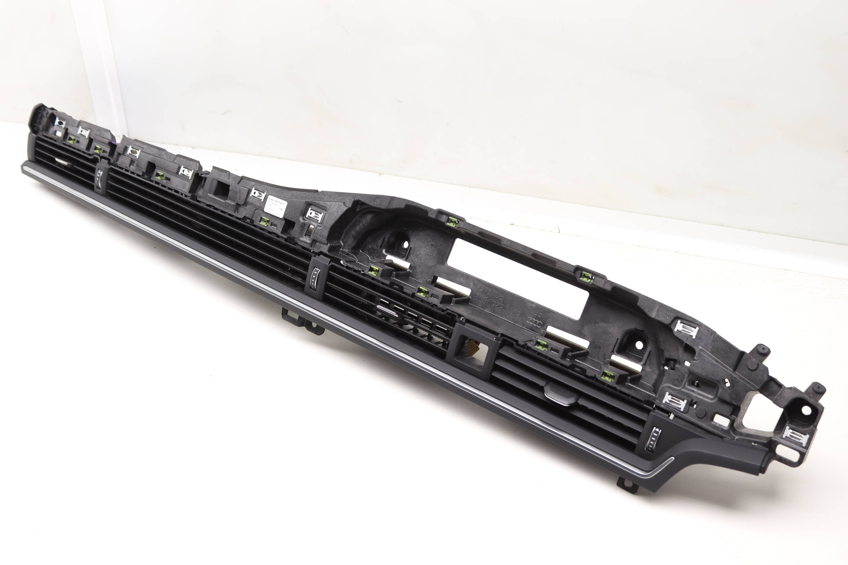 Dash Air Vent Assembly 8W1820902E