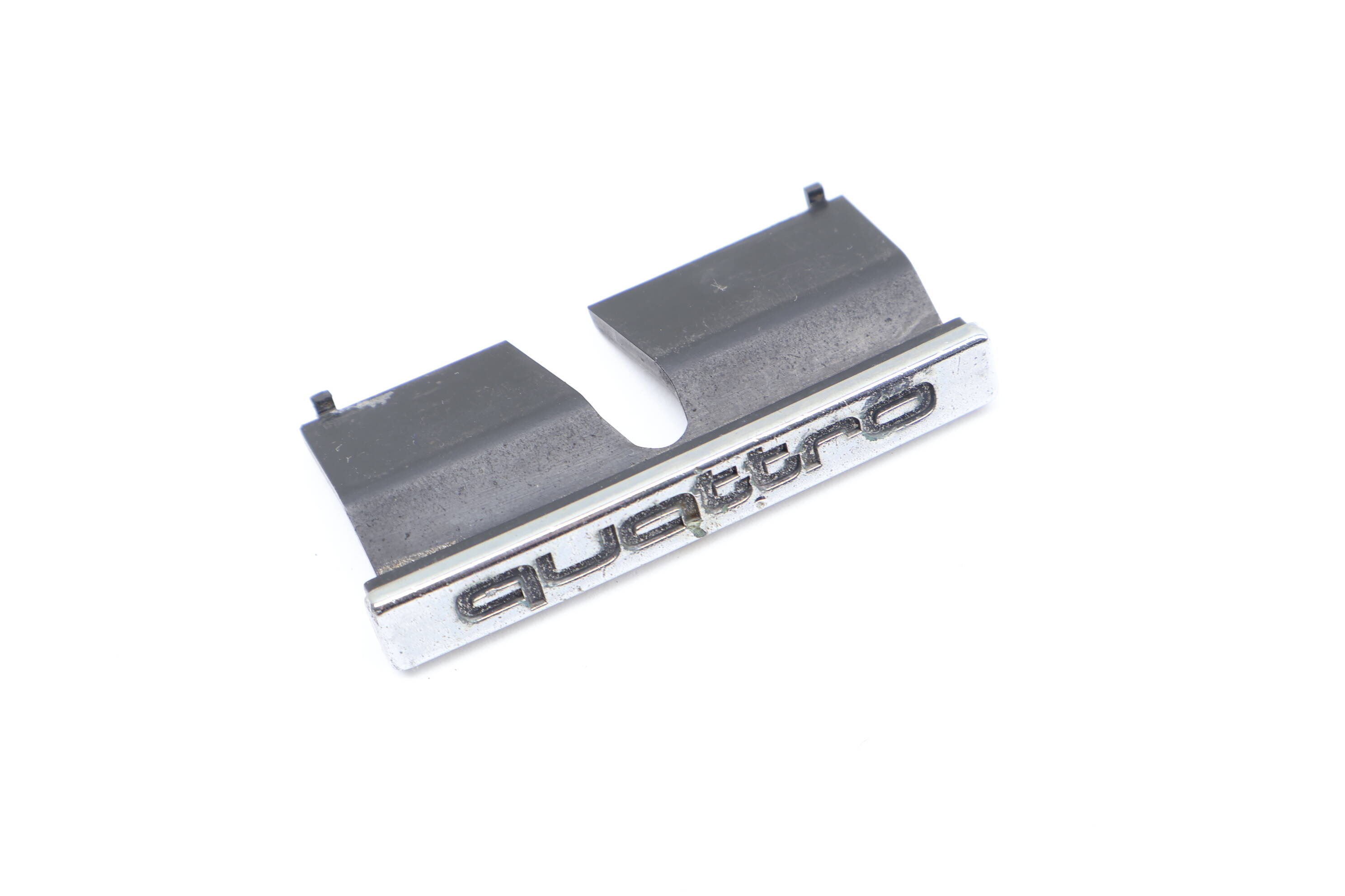 Grille Emblem / Badge (Quattro) 8J0853736