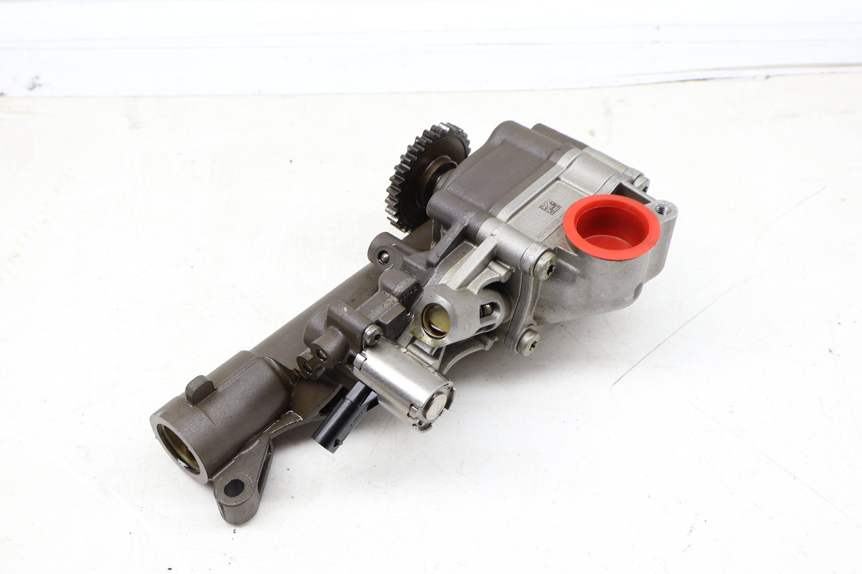 Engine Oil Pump 2741800700
