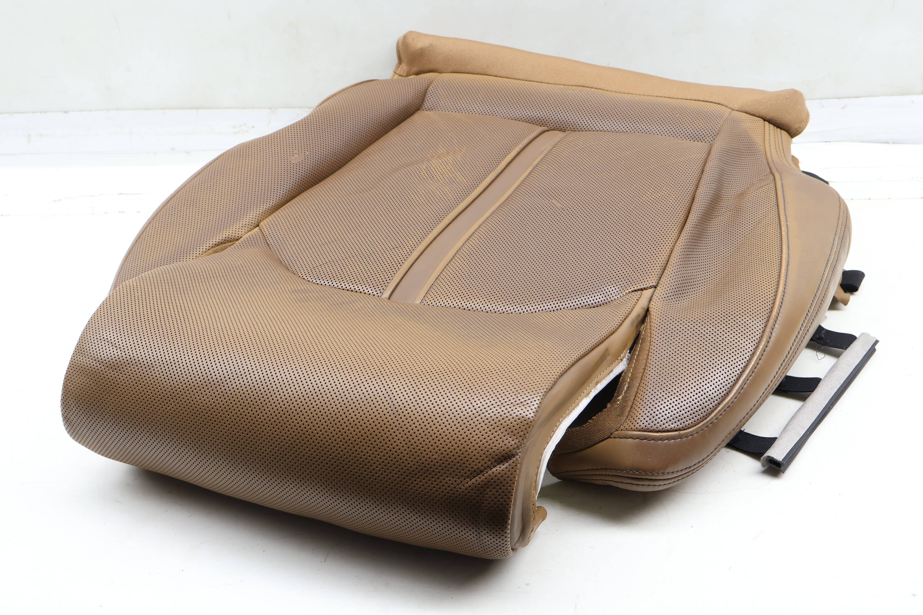 Lower Seat Bottom Cushion (Leather) 4G0881405AJ