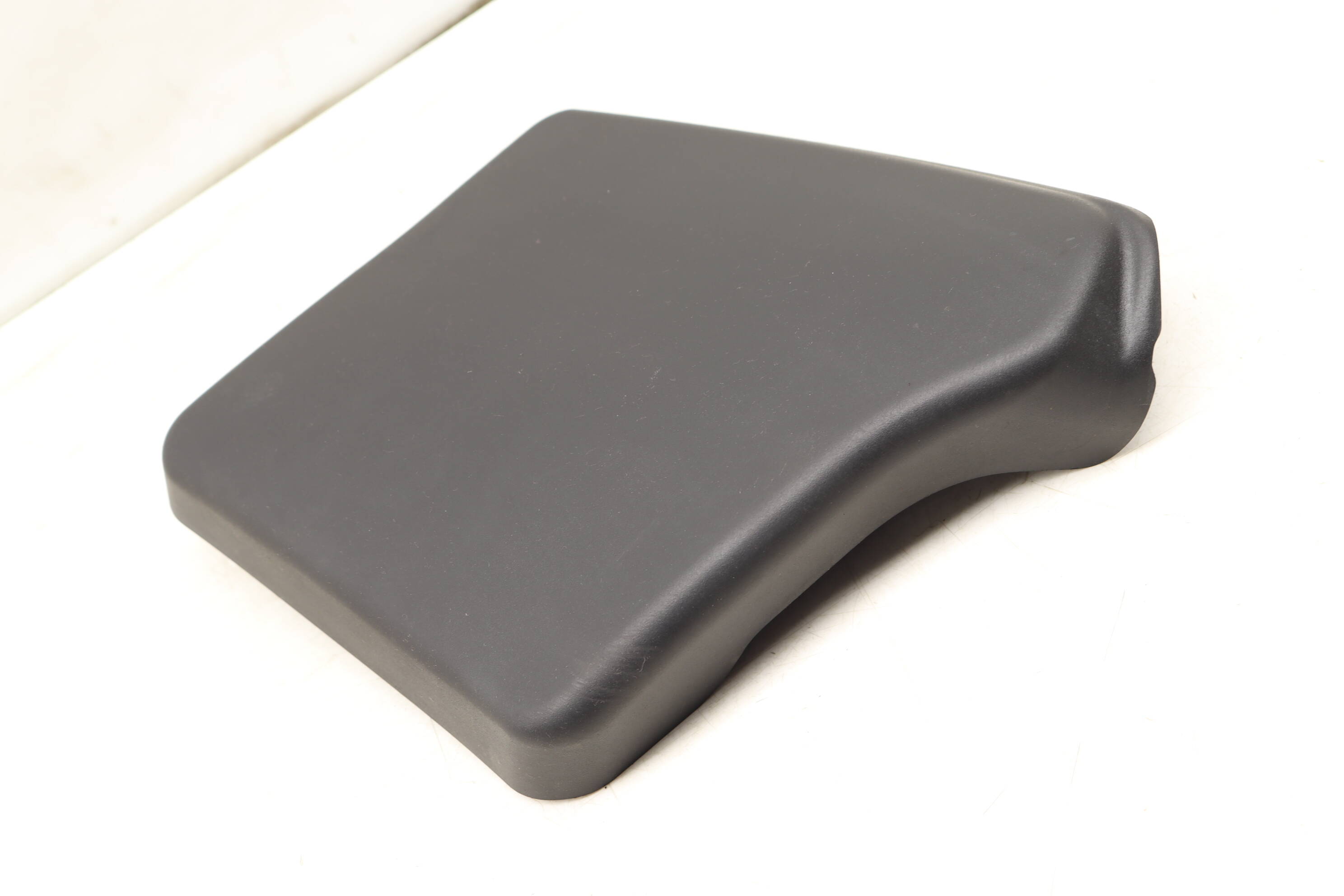 Tail Light / Lamp Bulb Cover 8R0945426A