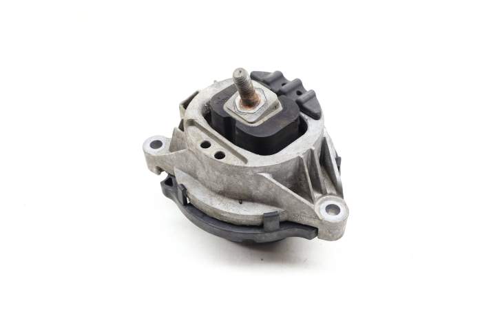 Engine / Motor Mount 22116868489 main product photo