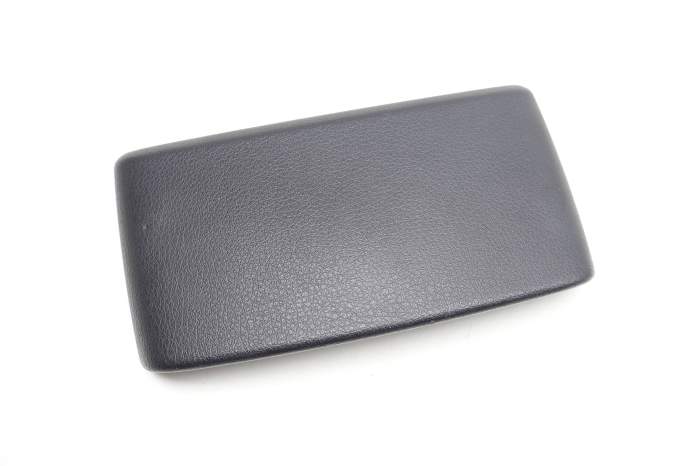 Center Armrest / Arm Rest Cover / Trim 4M0863915 main product photo