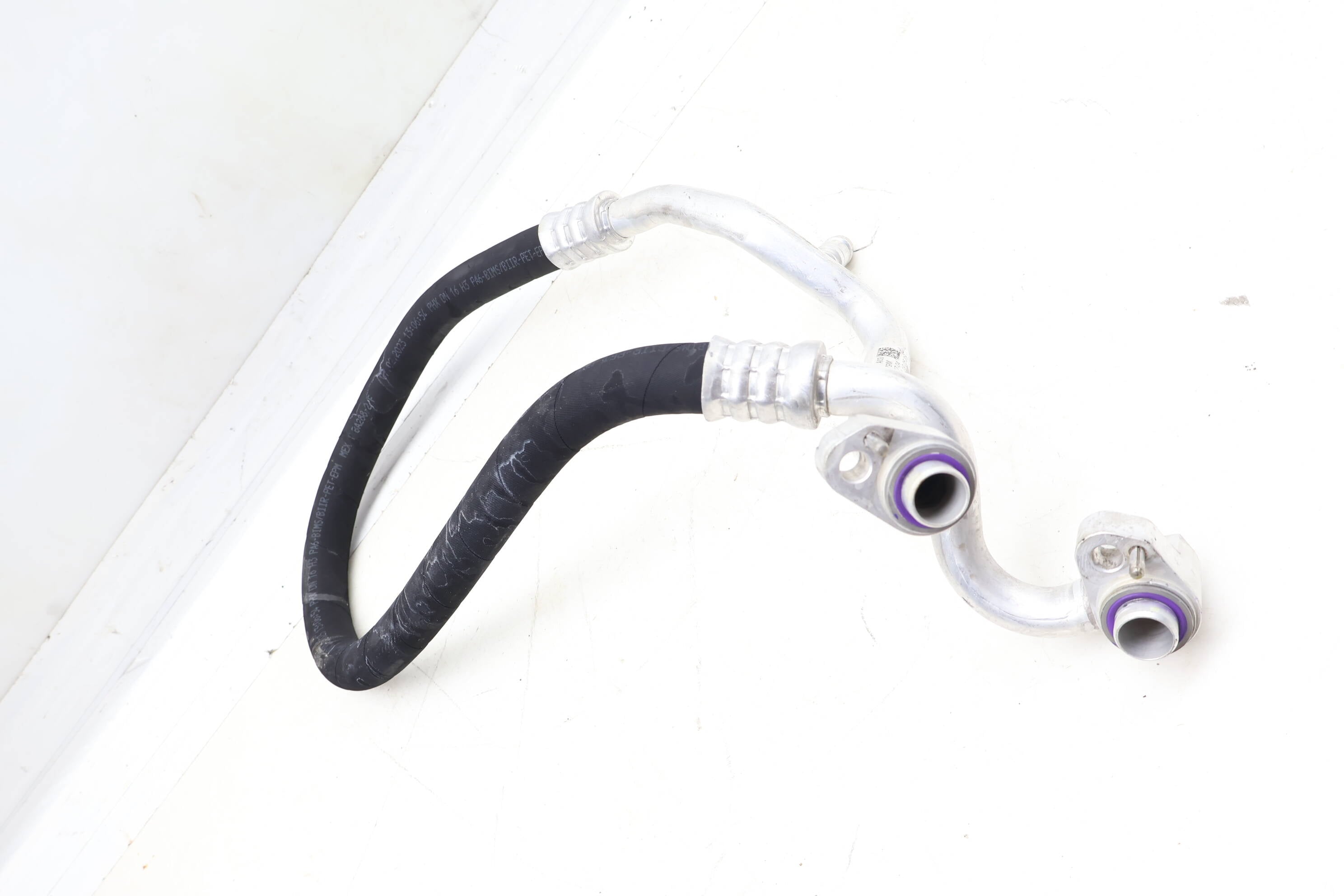 Ac Suction Pipe / Line / Hose 64539868409