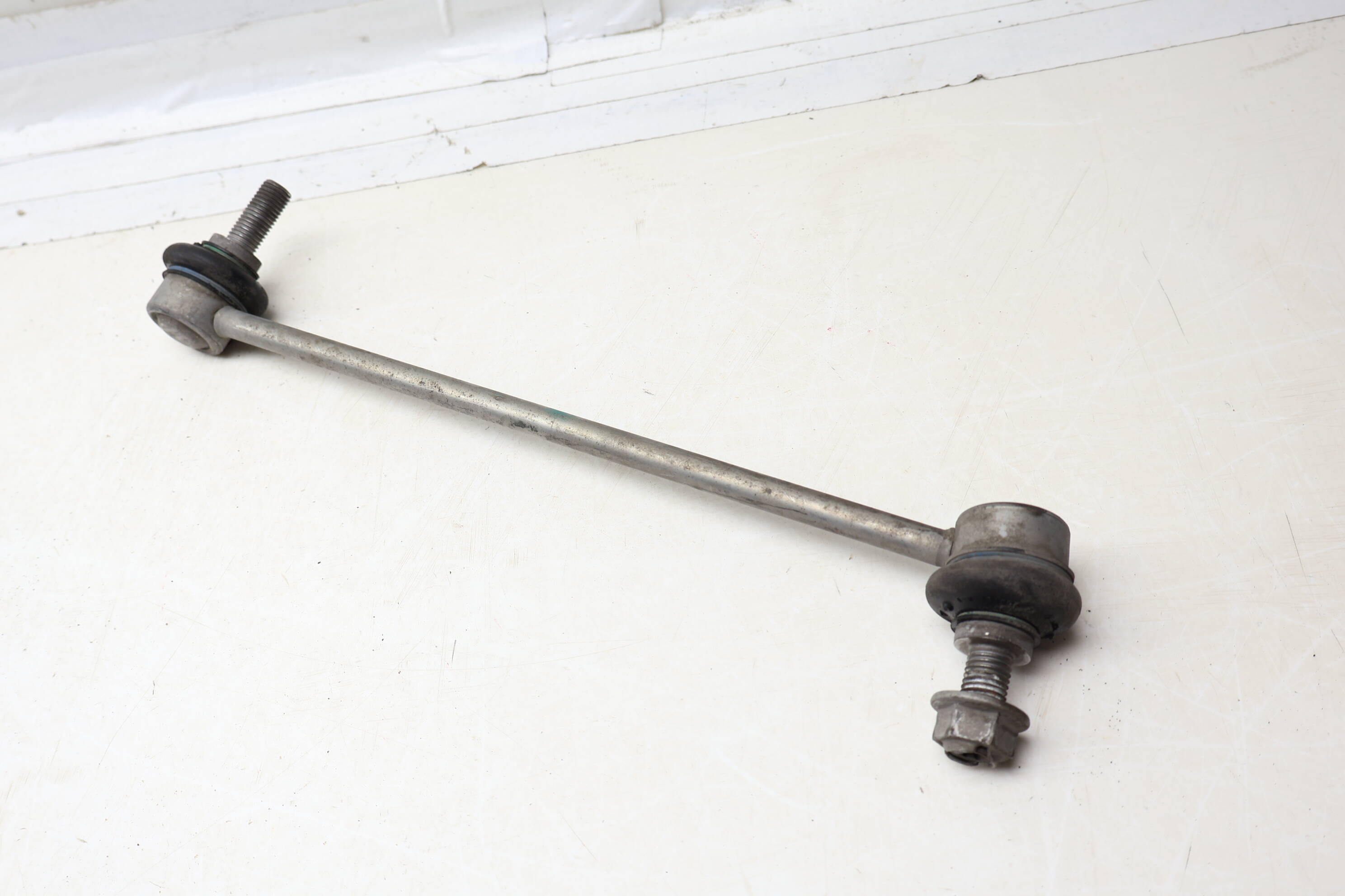 Stabilizer / Sway Bar End Link 31356777319