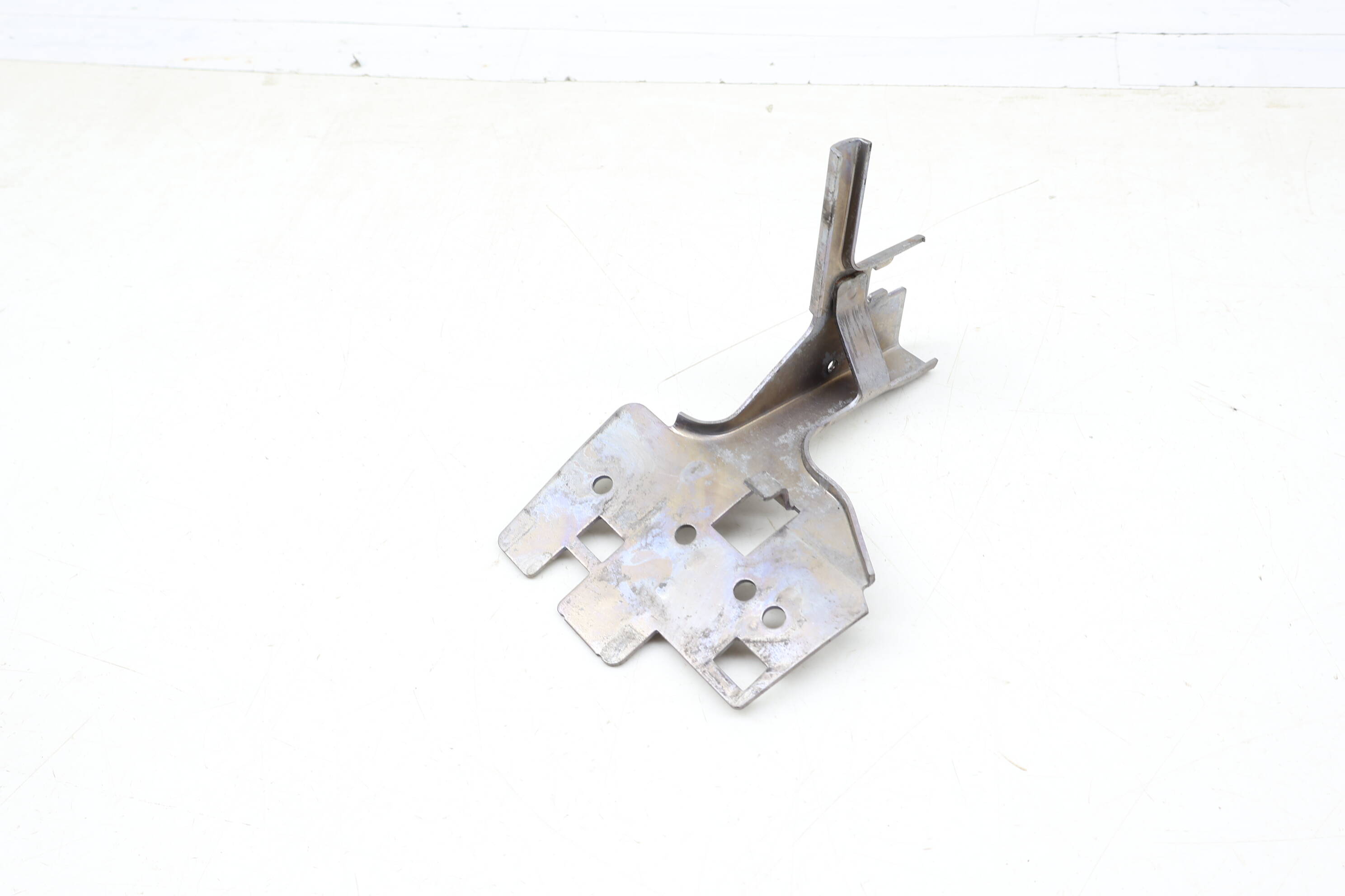 Thermostat Bracket / Holder 11537580626