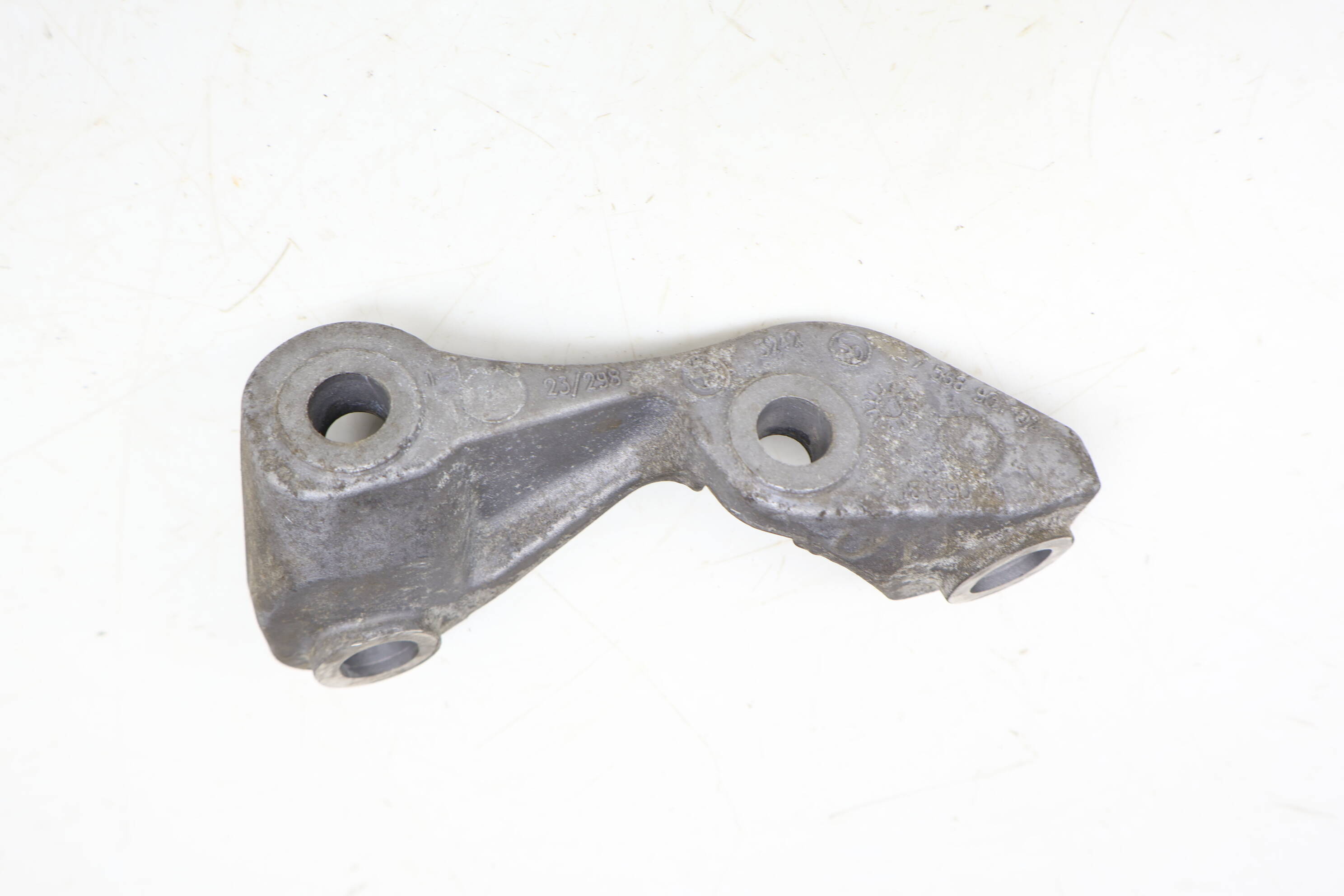 Power Steering Pump Mount / Bracket 7568901