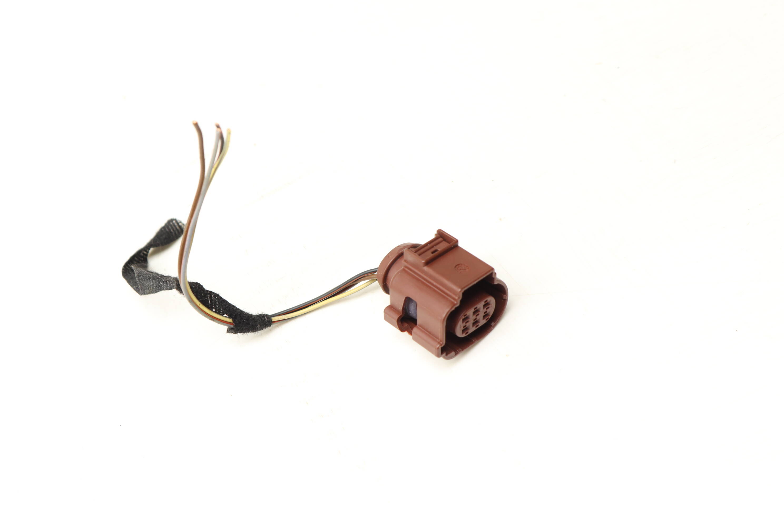 Inner Tail Light / Lamp Wiring Connector / Pigtail