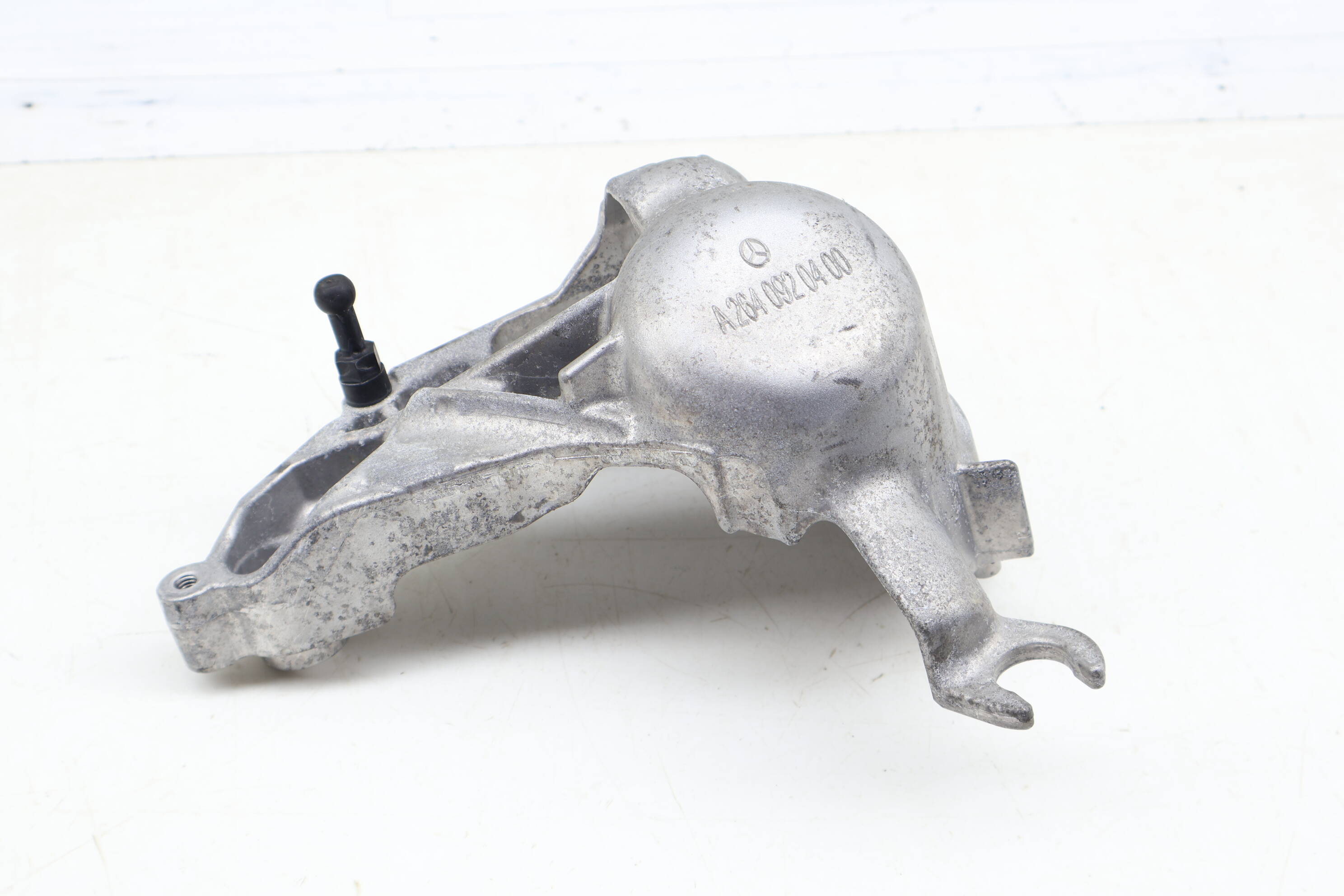 High Pressure Fuel Pump Bracket / Protective Plate 2640920400