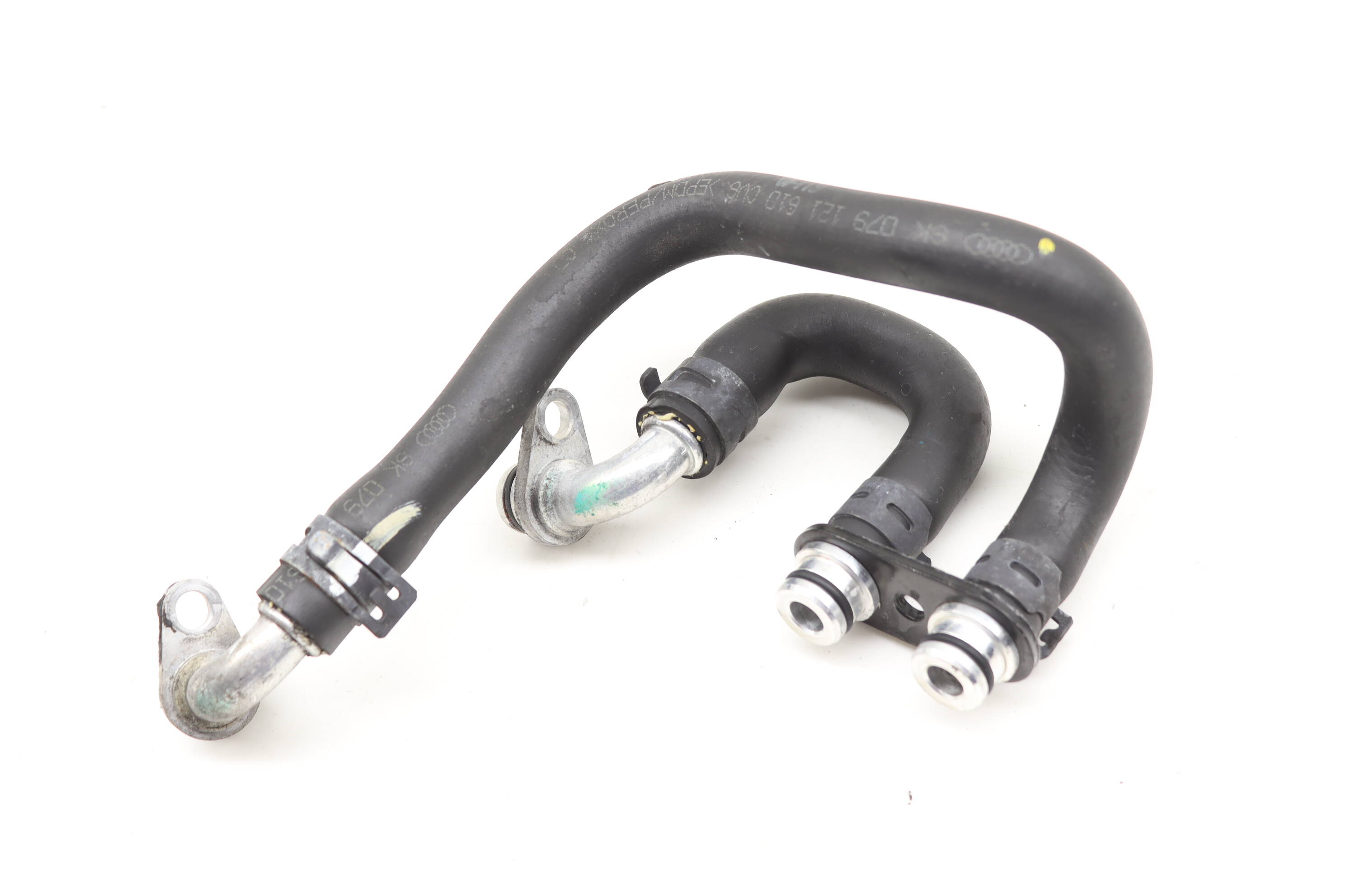 Coolant Hose / Line Set 079121610