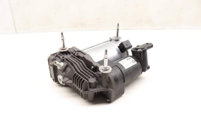 茈ページ BMW Air Suspension Compressor / Pump (X5, X6) 37206789938
