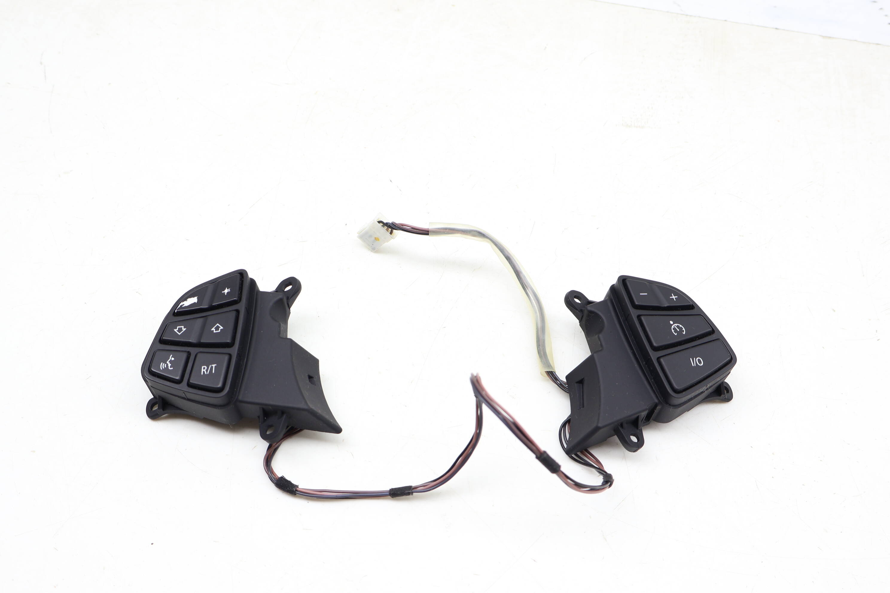 Steering Wheel Control Switch / Button Set 61316929935