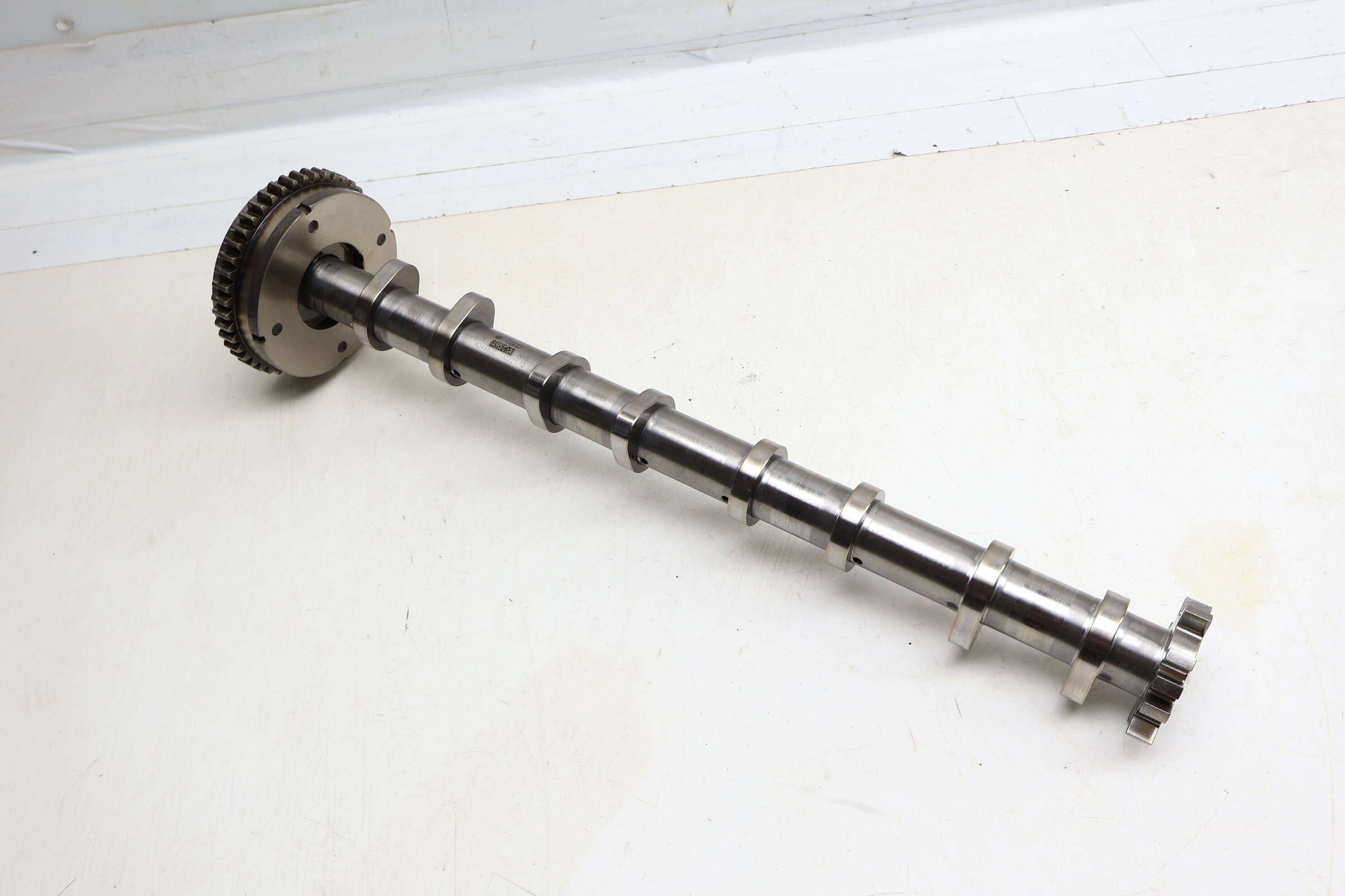 Intake Cam / Camshaft (Inlet) 06Q109101A