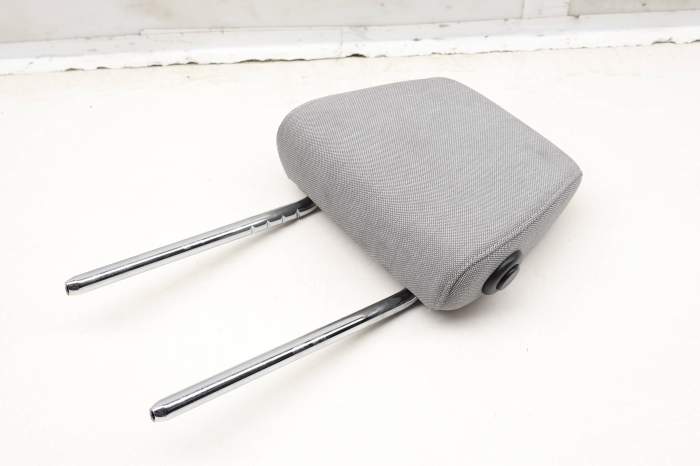 Seat Headrest / Head Rest 52107360054 main product photo