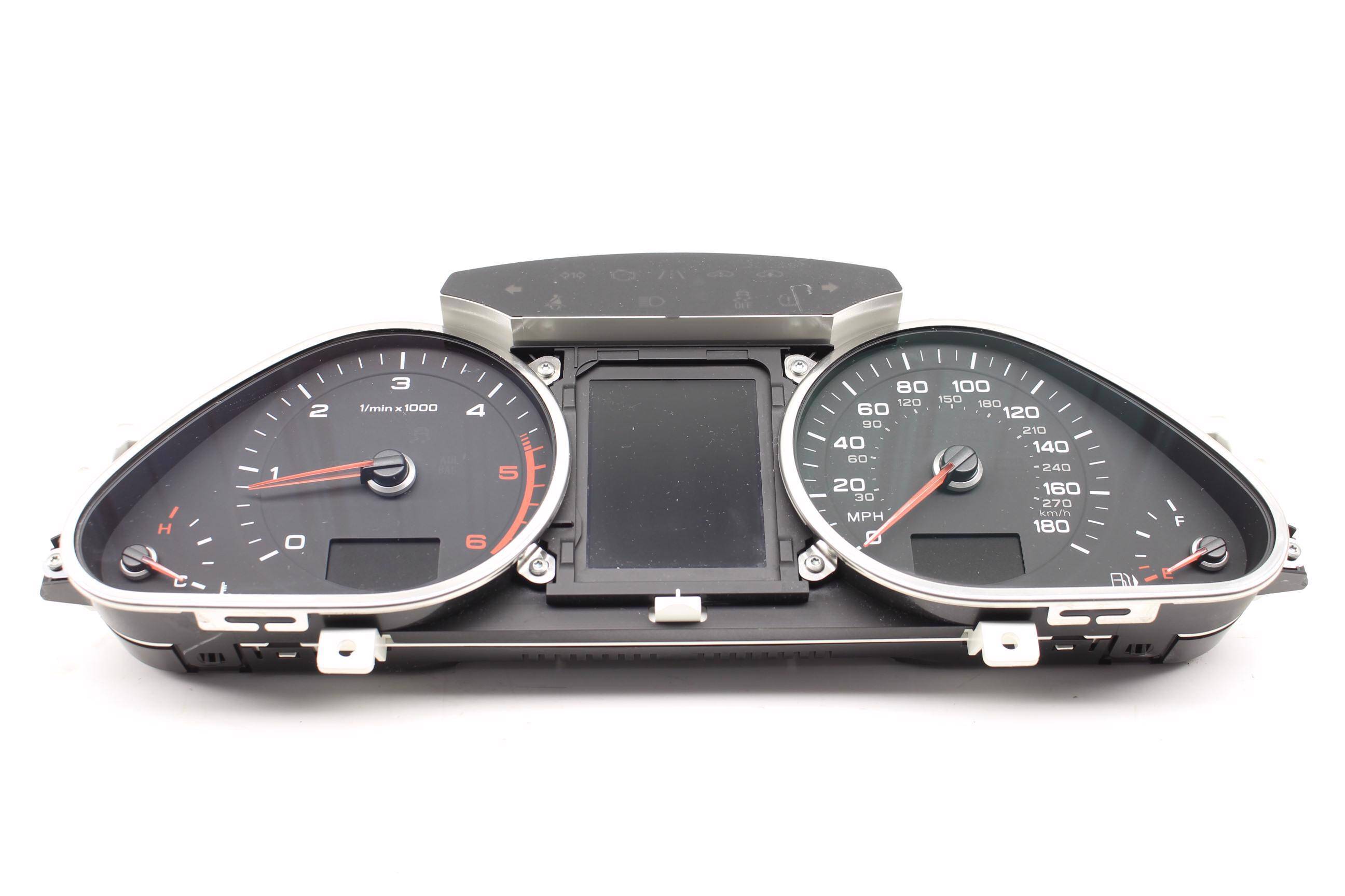 Instrument Cluster / Speedometer 4L0920982P