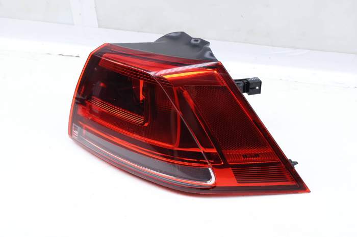 Outer Tail Light / Lamp 5GM945096B main product photo