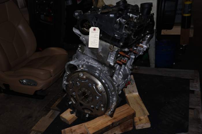 2.0L Engine Long Block Assembly 11002420298 main product photo