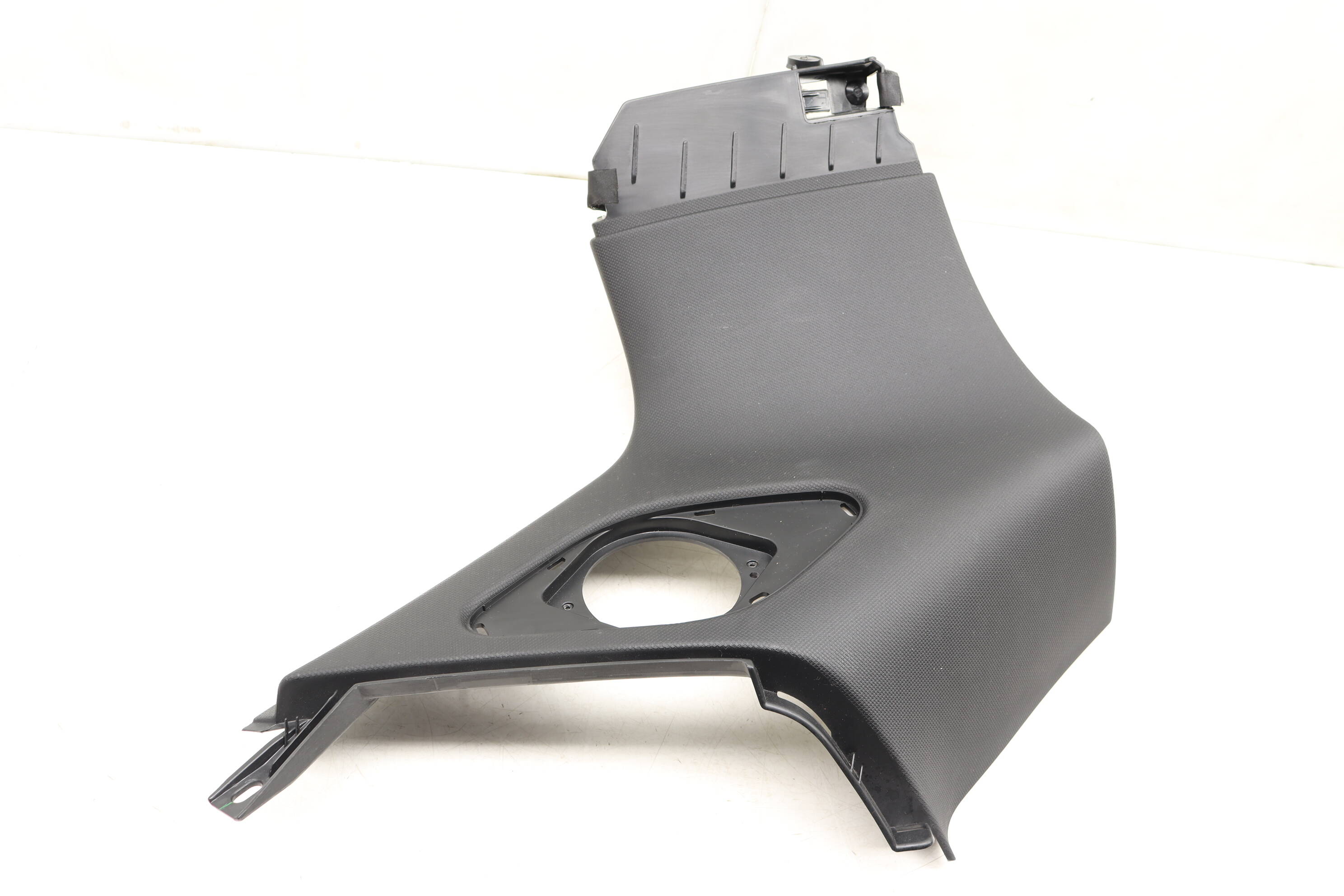 Upper D Pillar Trim / Panel 8R0867245P