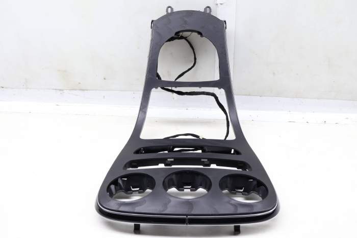 Dash / Center Console Trim Panel 2536806802 main product photo