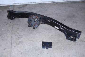 Bumper Reinforcement / Trailer Hitch Kit 4L0803921F Bumper Reinforcement / Trailer Hitch Kit 4L0803921F