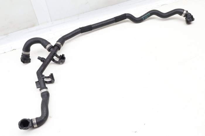 Radiator Coolant Hose / Line 17127575431 main product photo
