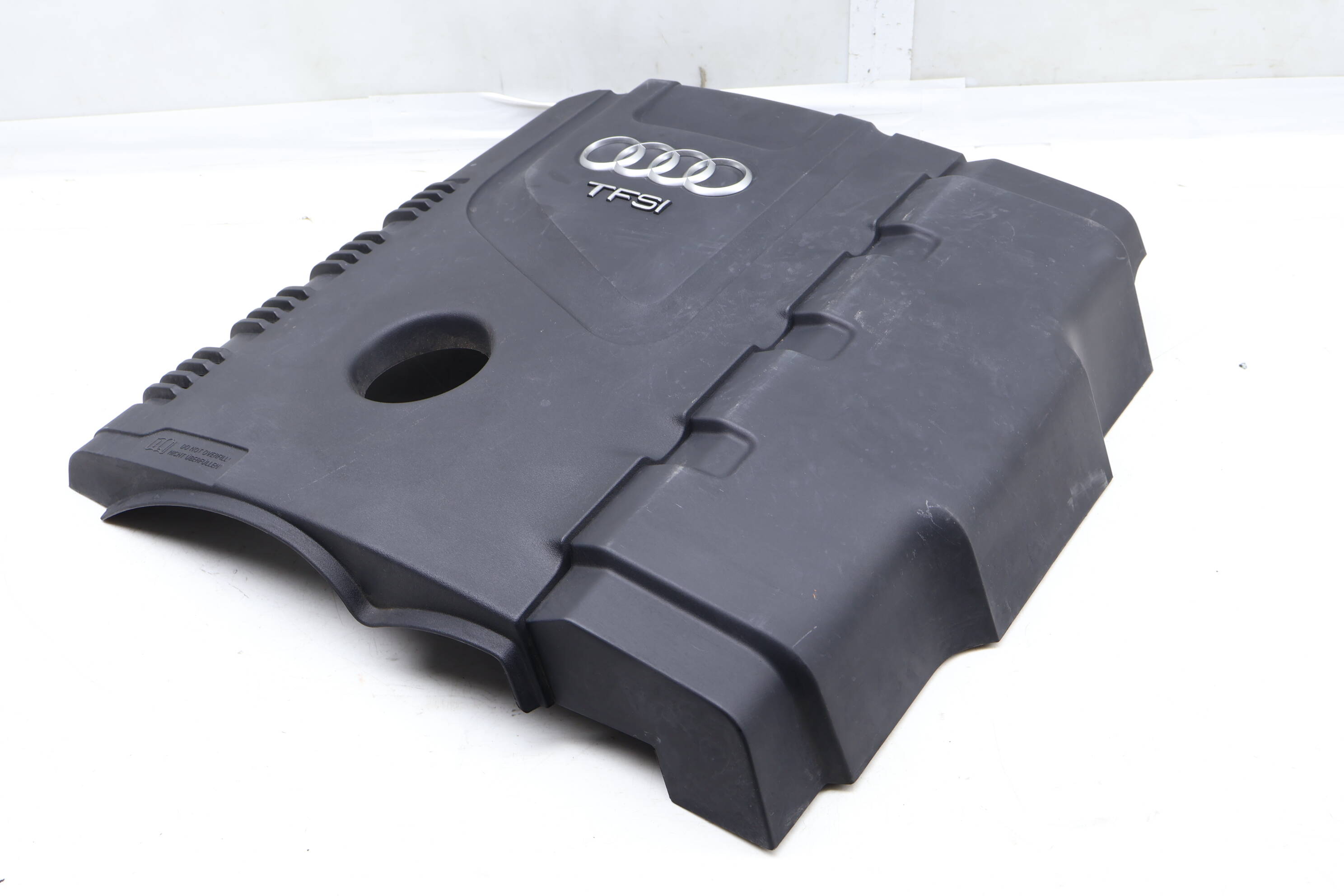 Engine Cover 06J103925AG