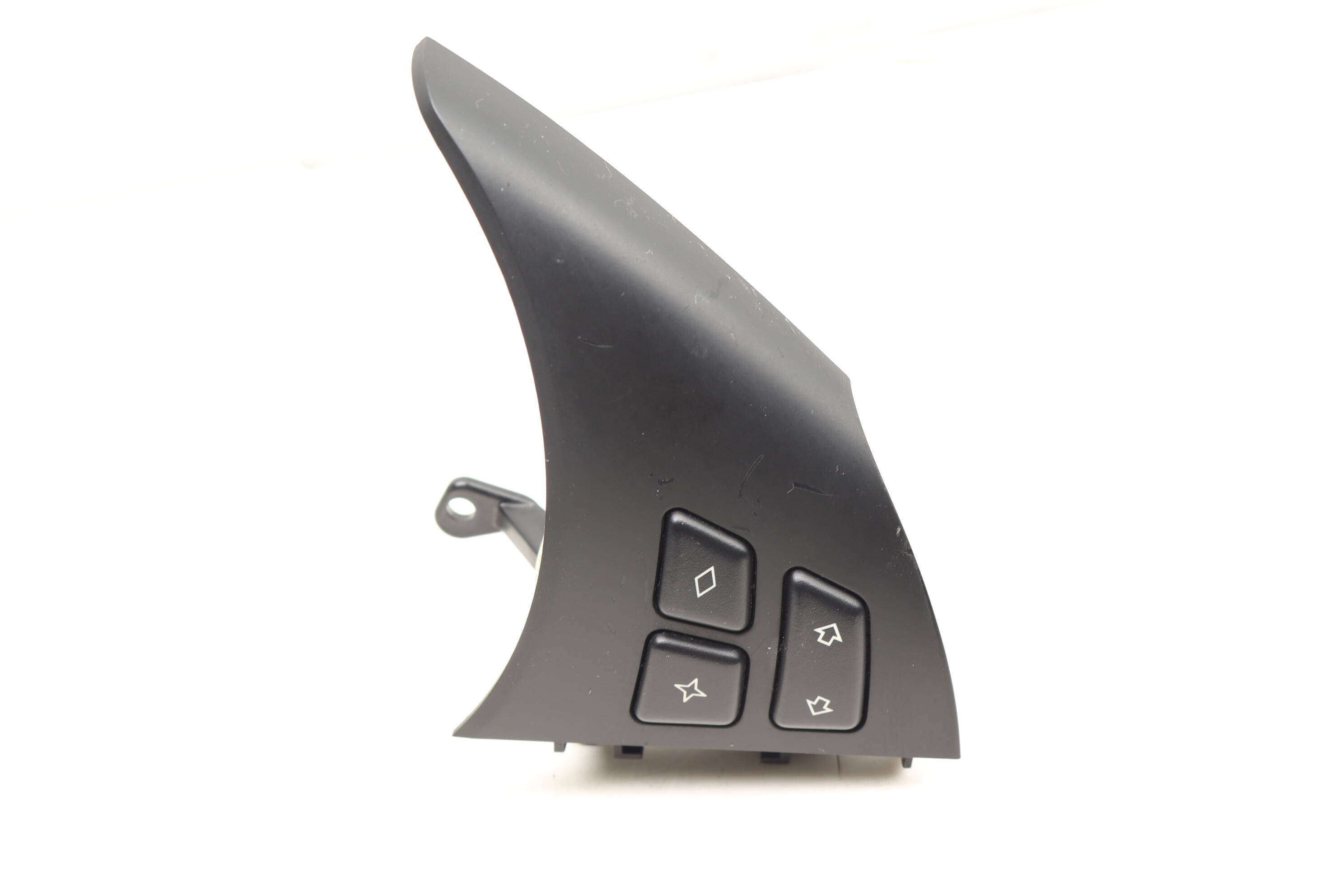 Steering&#x20;Wheel&#x20;Control&#x20;Switch&#x20;61316968574