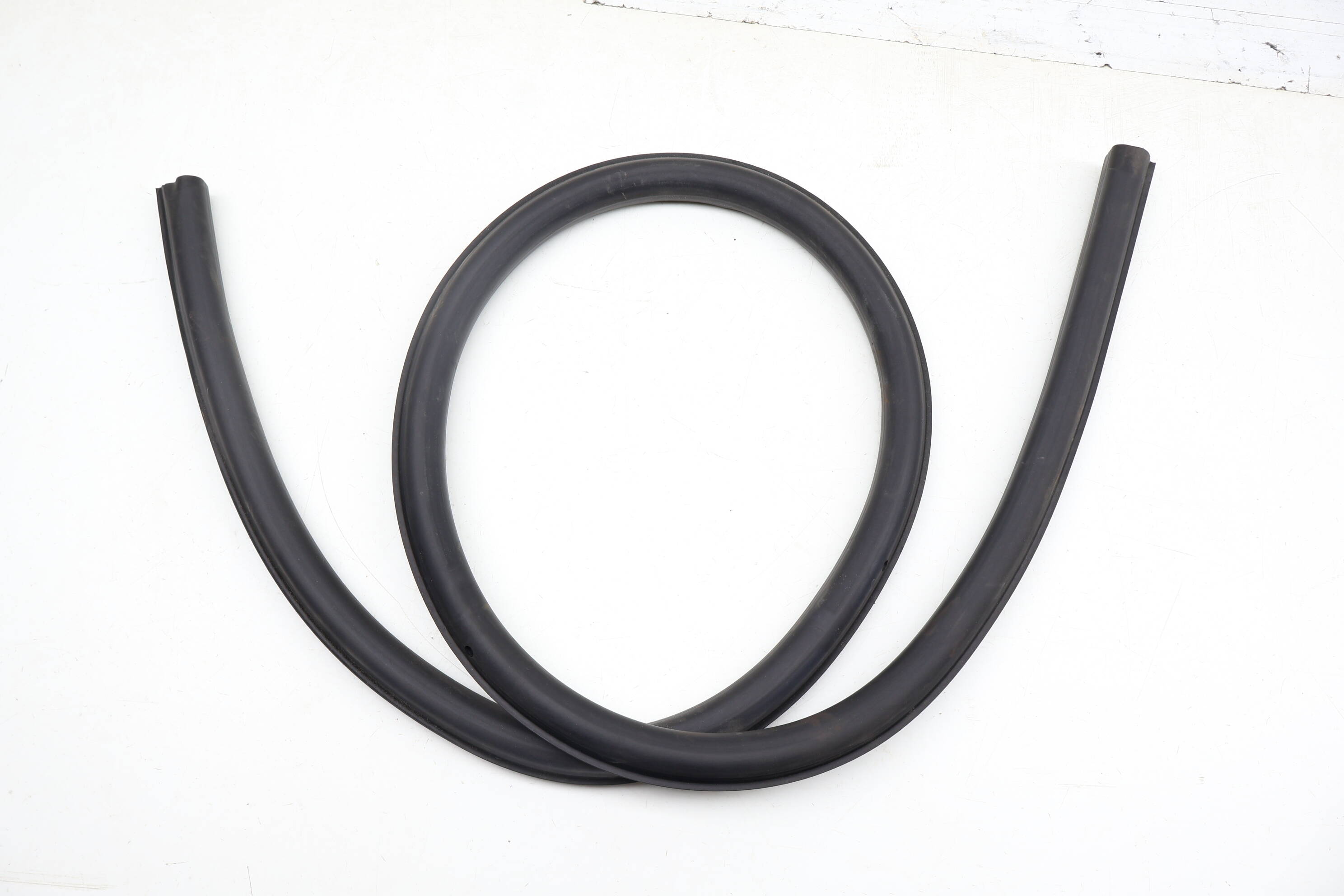 Lower Inner Door Seal / Weather Stripping 8T0831707D