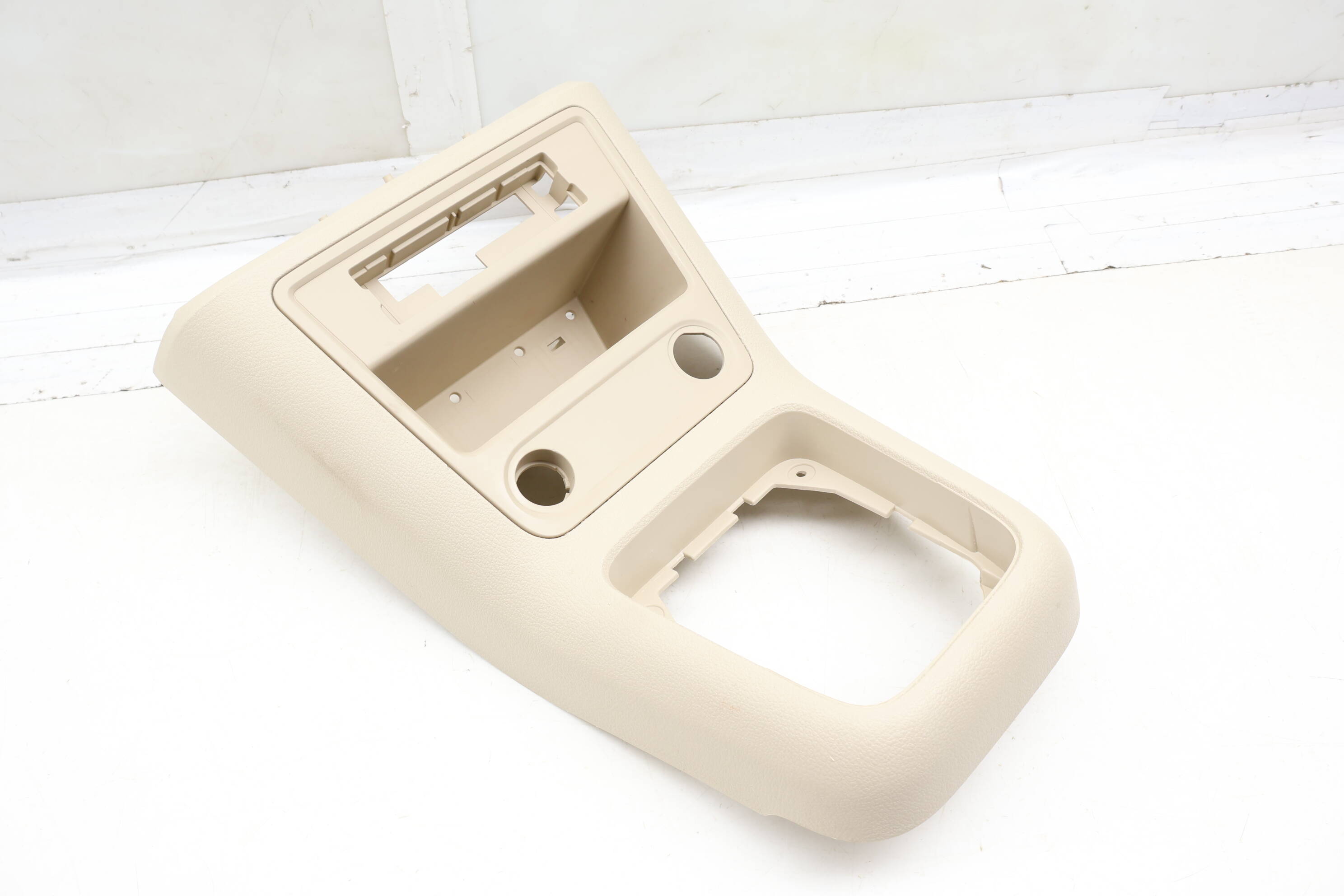 Center Console Trim / Panel 5N1863476C